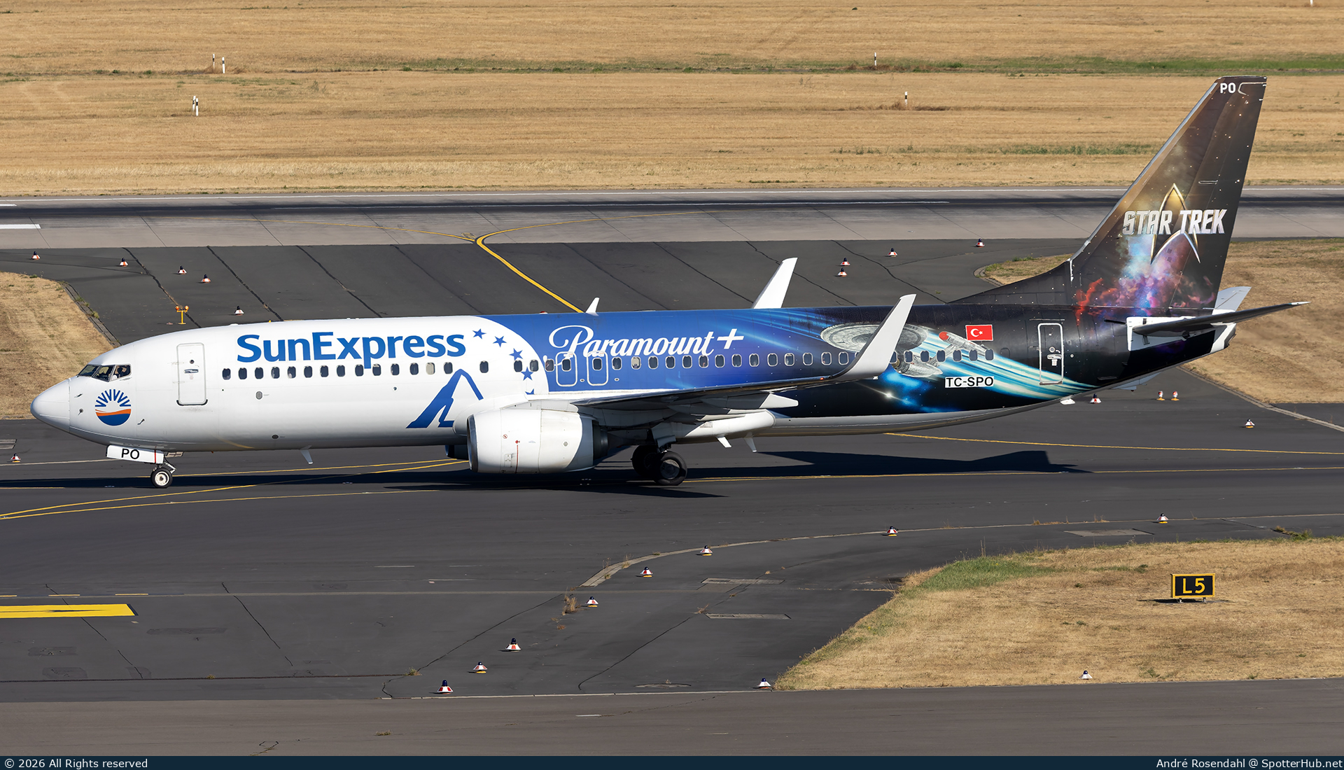 Photo of TC-SPO - Boeing 737-8MA operated by SunExpress