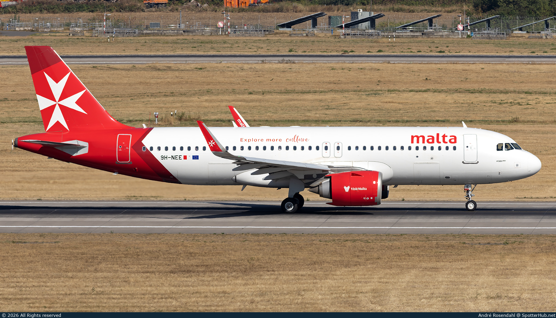Photo of 9H-NEE - Airbus A320-251N operated by KM Malta Airlines