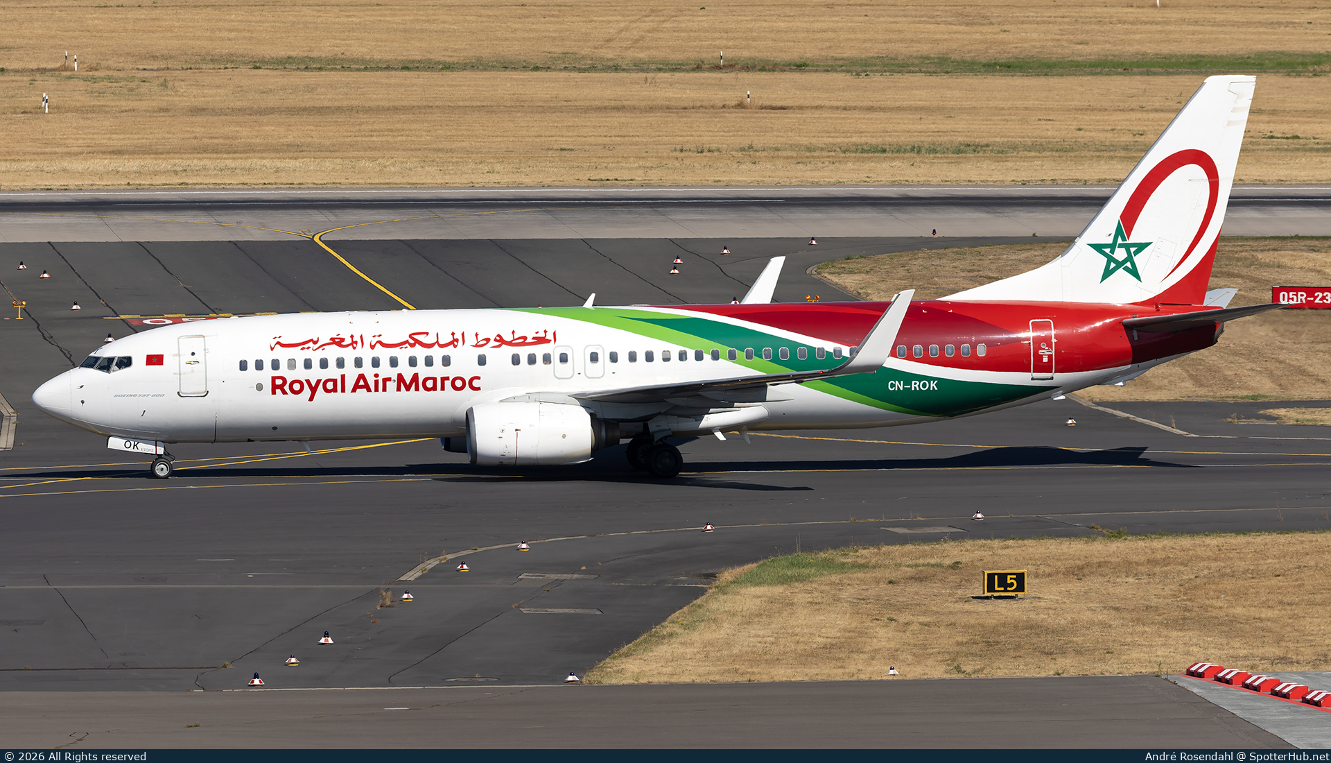 Photo of CN-ROK - Boeing 737-8B6 operated by Royal Air Maroc