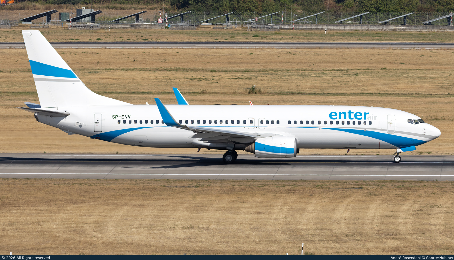 Photo of SP-ENV - Boeing 737-8BK operated by Enter Air