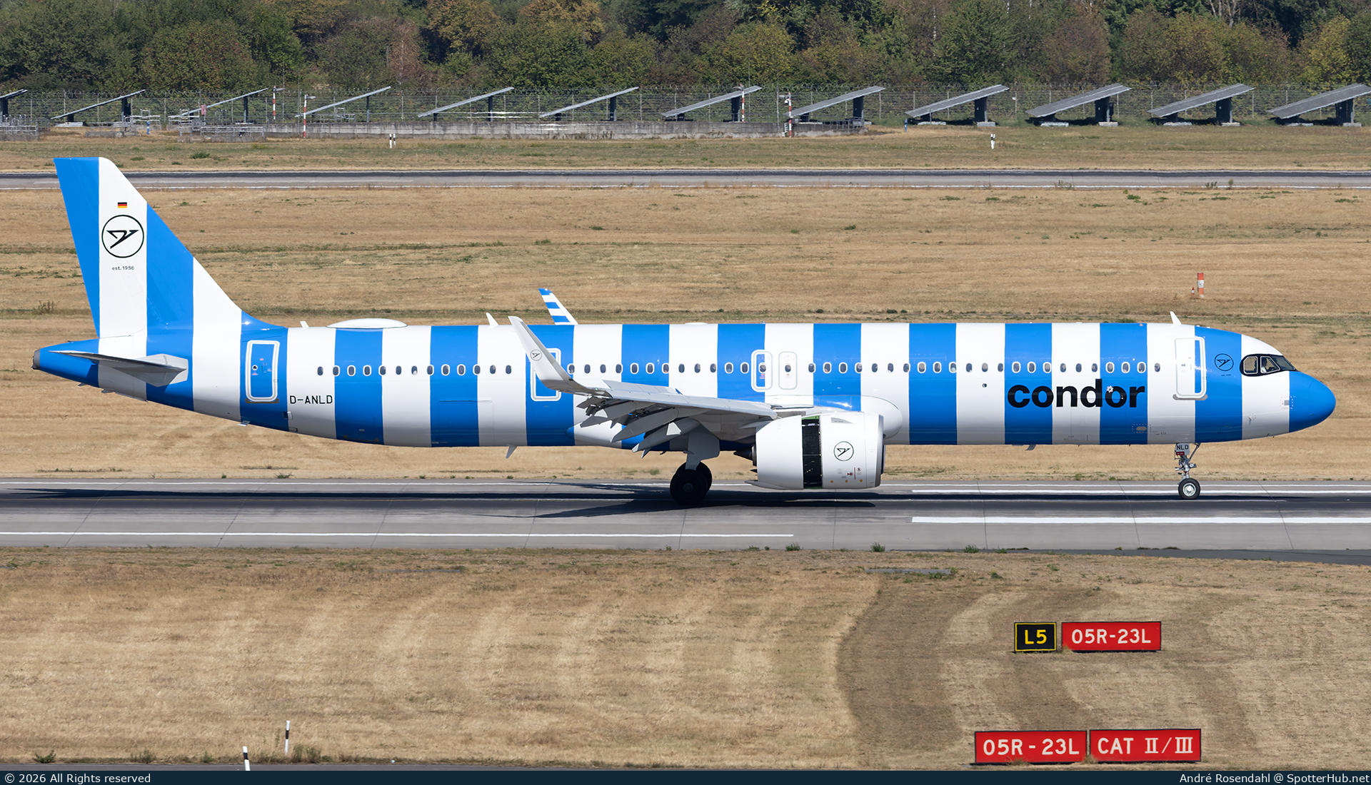 Photo of D-ANLD - Airbus A321-271NX operated by Condor