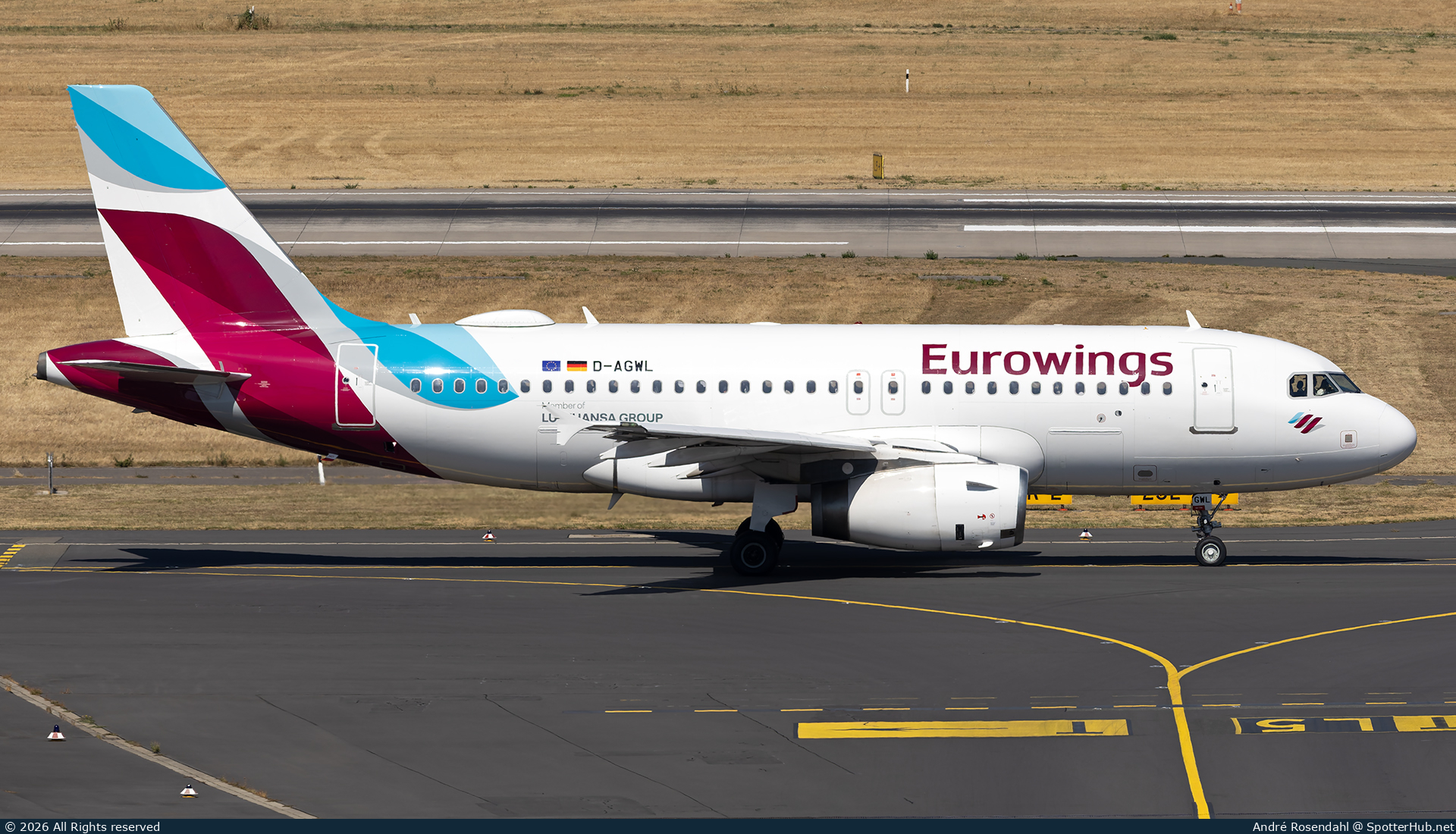 Photo of D-AGWL - Airbus A319-132 operated by Eurowings