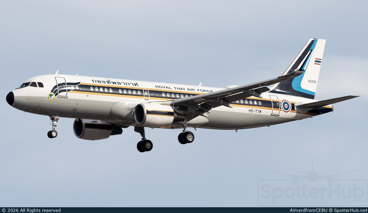 Photo of HS-TYW - Airbus A320-214(CJ) Prestige operated by Royal Thai Air Force