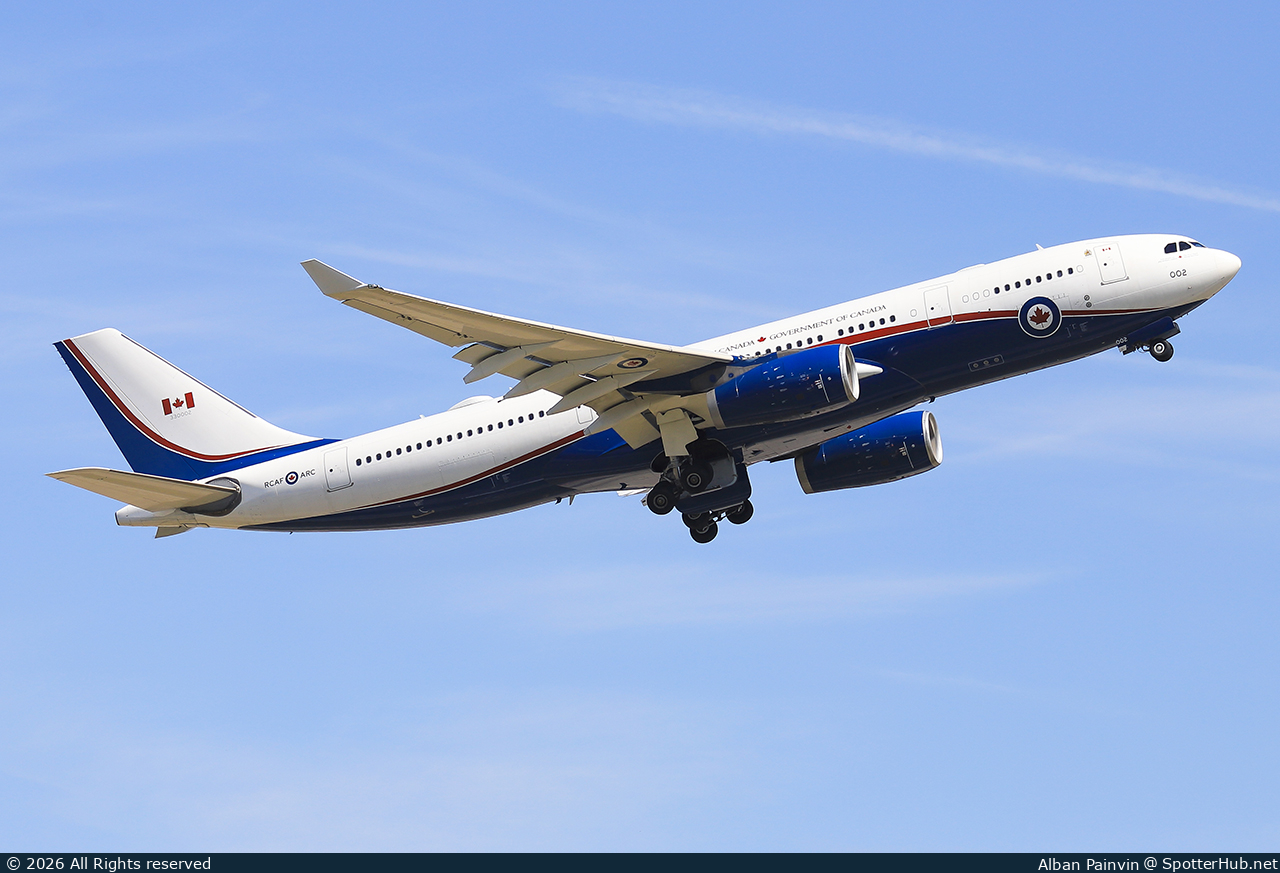 Photo of 330002 - Airbus CC-330 Husky operated by Royal Canadian Air Force