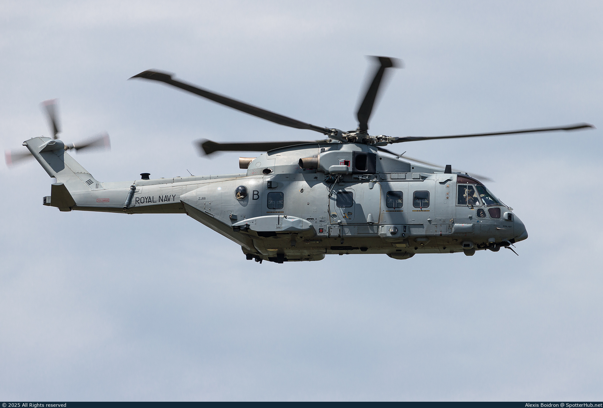 Photo of ZJ118 - AgustaWestland Merlin HC4 operated by Royal Navy