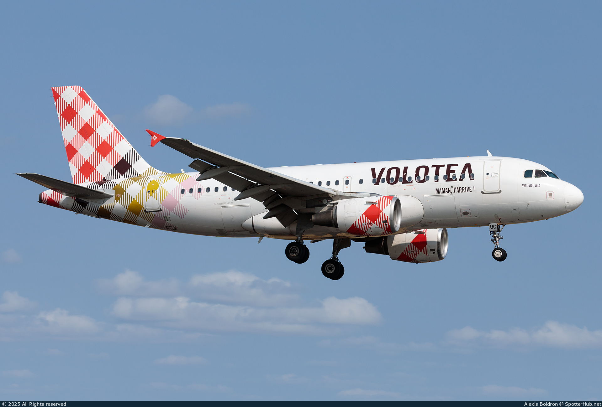 Photo of EC-MUC - Airbus A319-111 operated by Volotea