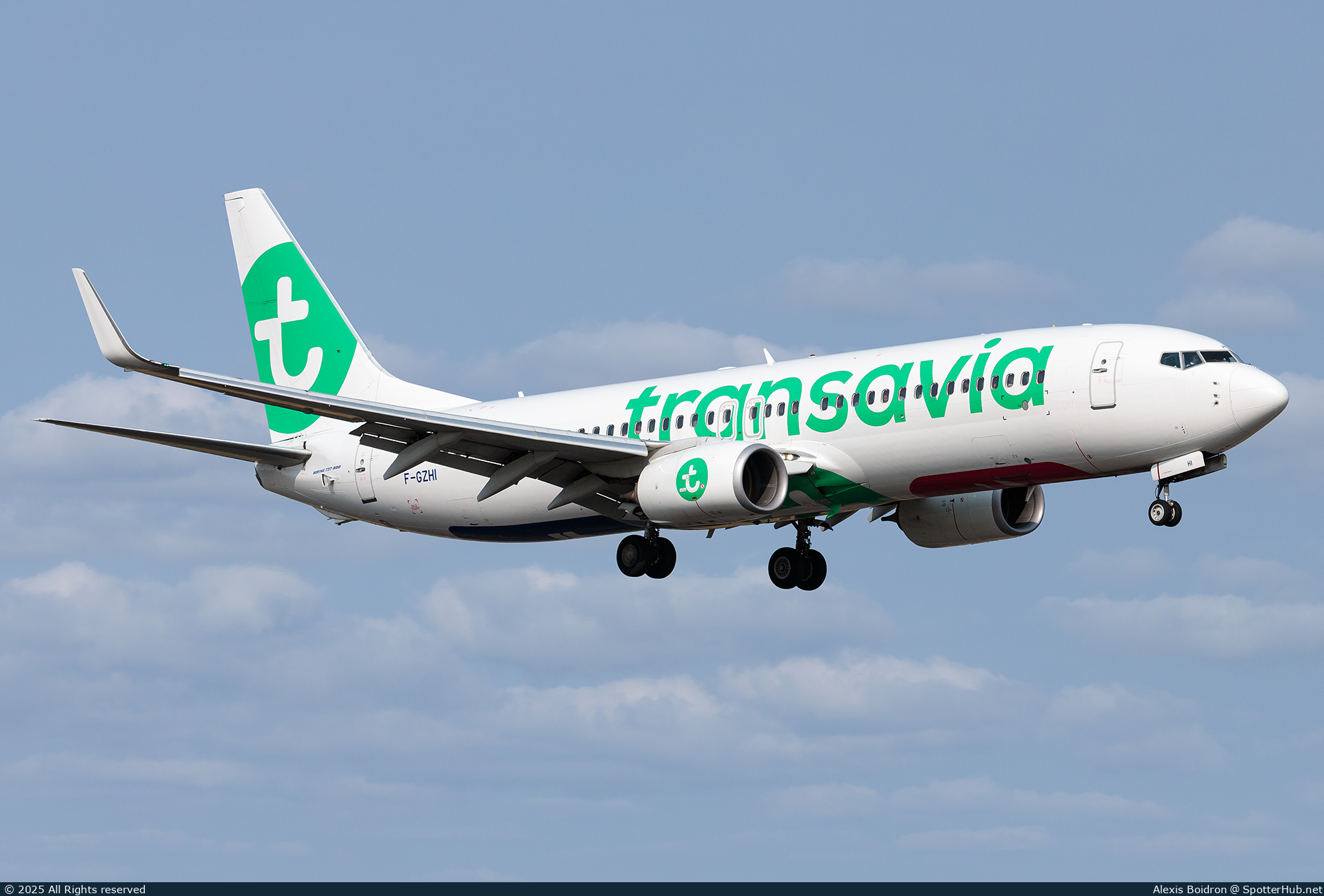Photo of F-GZHI - Boeing 737-86J operated by Transavia France