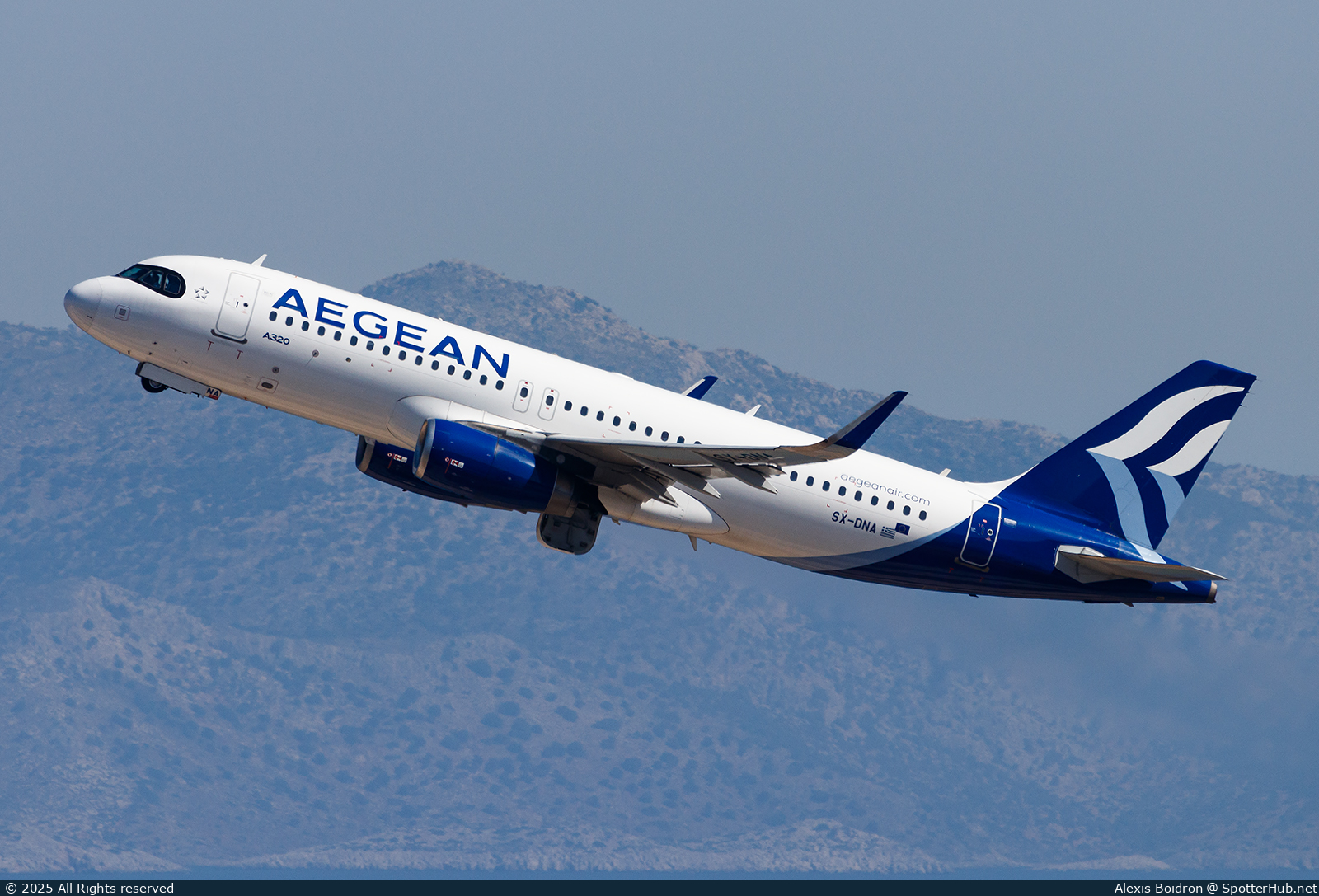 Photo of SX-DNA - Airbus A320-232 operated by Aegean Airlines
