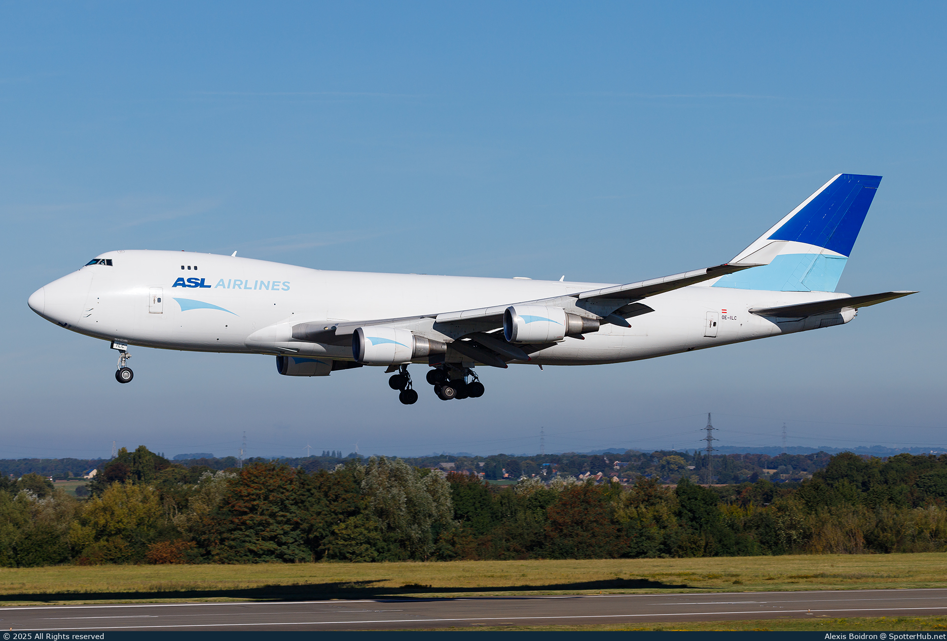 Photo of OE-ILC - Boeing 747-409F operated by ASL Airlines Belgium