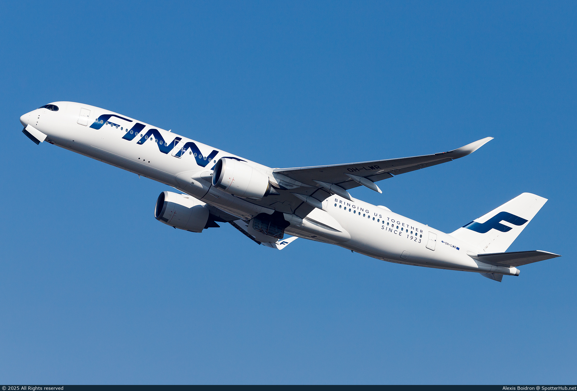 Photo of OH-LWR - Airbus A350-941 operated by Finnair