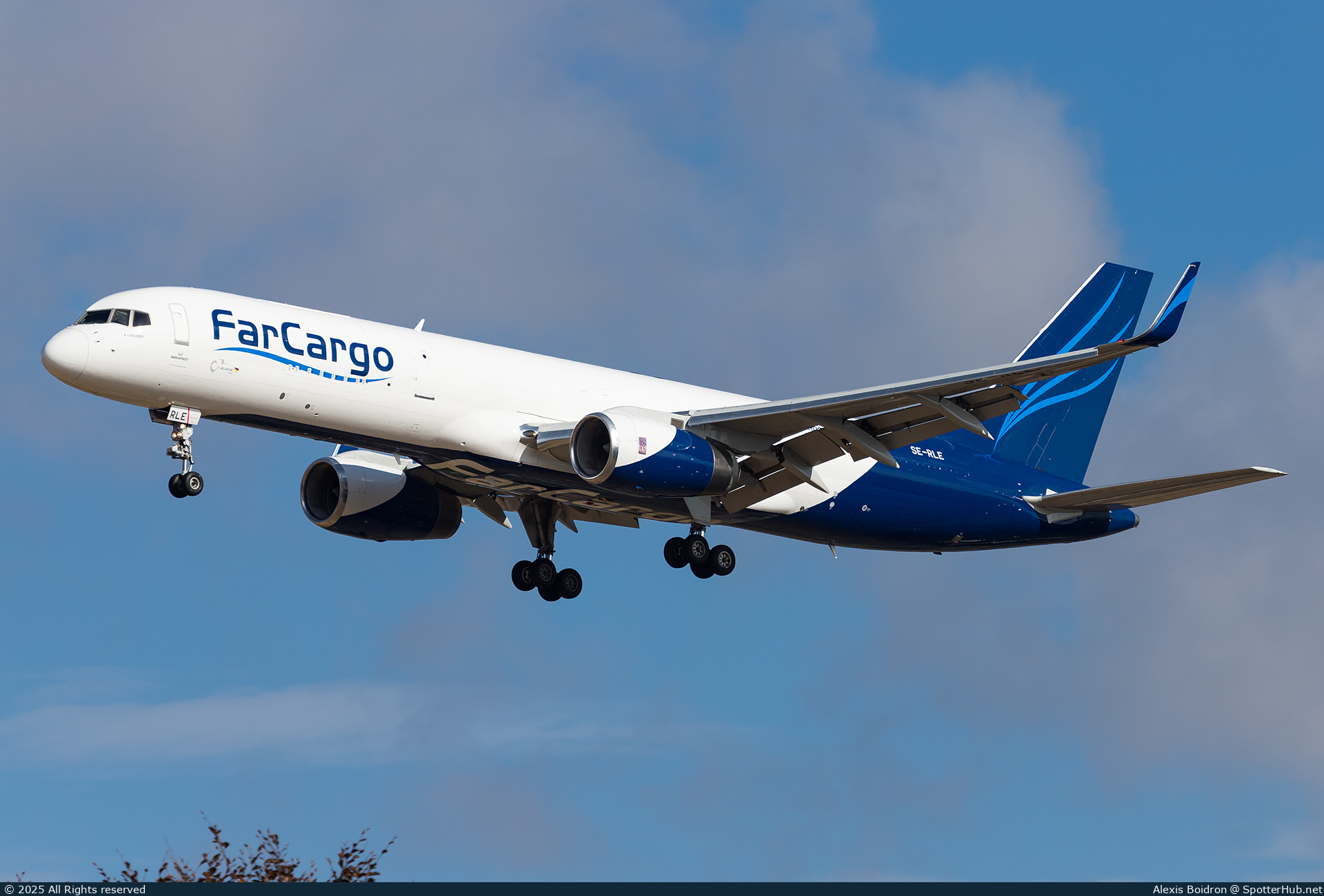 Photo of SE-RLE - Boeing 757-223(PCF) operated by FarCargo (opb West Atlantic Airlines)
