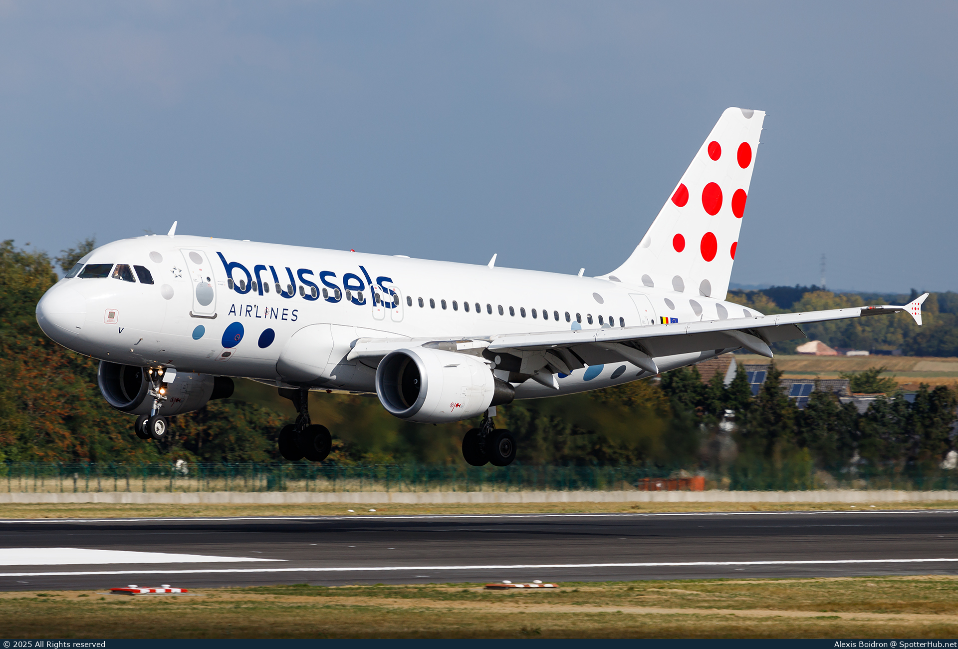 Photo of OO-SSV - Airbus A319-111 operated by Brussels Airlines