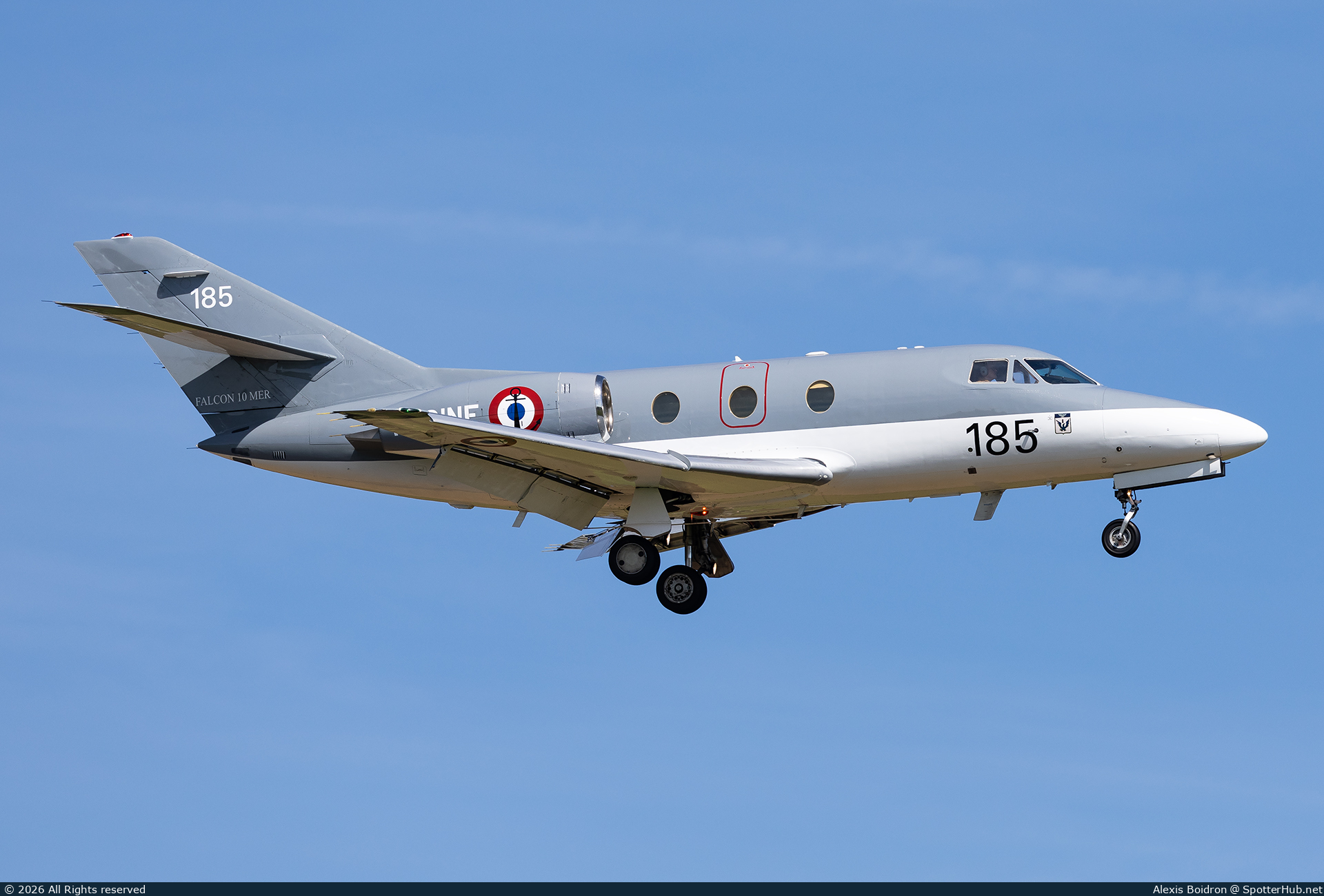 Photo of 185 - Dassault Falcon 10MER operated by French Navy