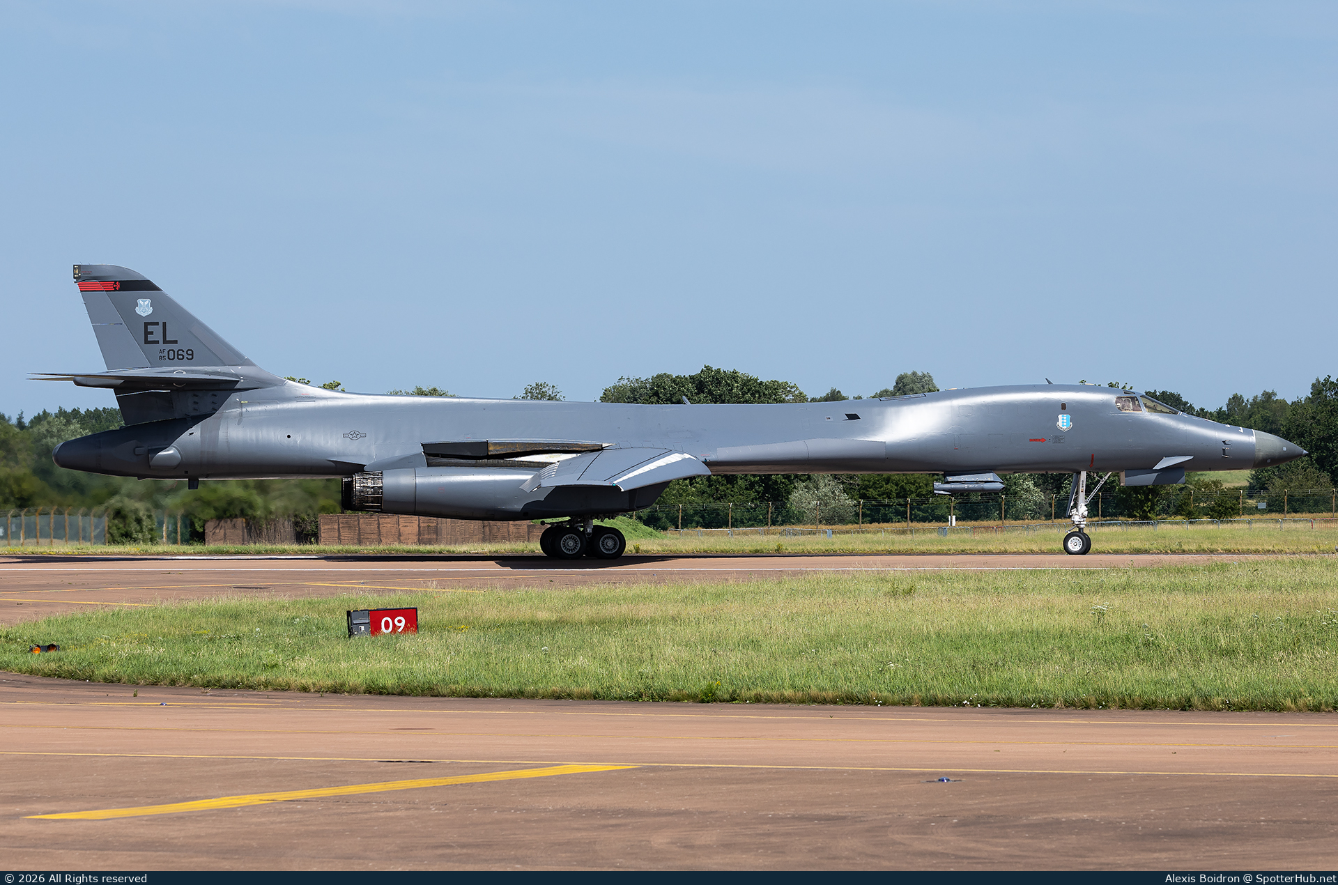 Photo of 85-0069 - Rockwell B-1B Lancer operated by US Air Force