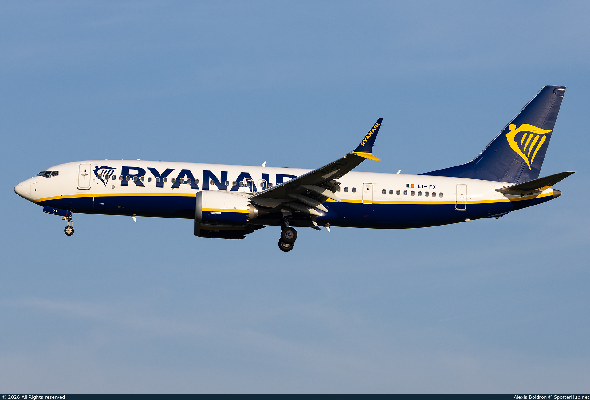 Photo of EI-IFX - Boeing 737 MAX 8-200 operated by Ryanair