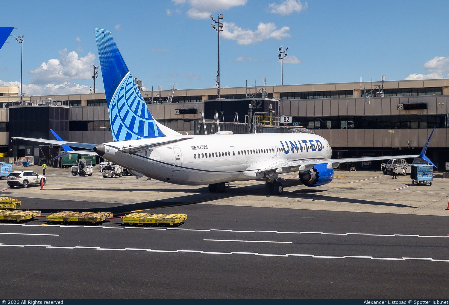 Photo of N37506 - Boeing 737 MAX 9 operated by United Airlines
