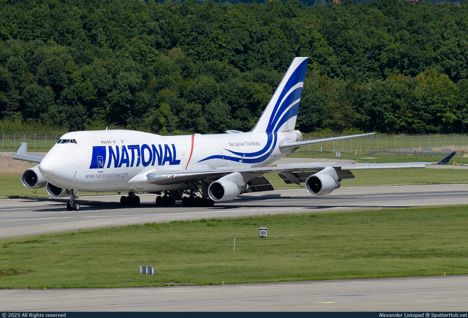 Photo of N729CA - Boeing 747-412(BCF) operated by National Airlines [2006]