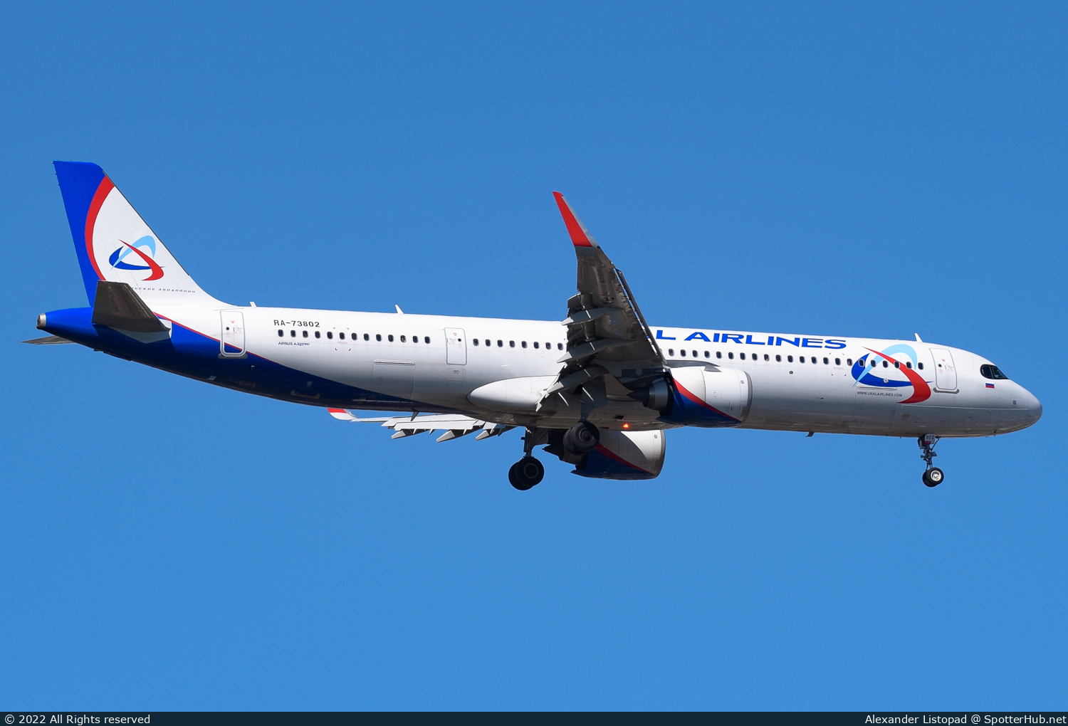 Photo of RA-73802 - Airbus A321-251NX operated by Ural Airlines