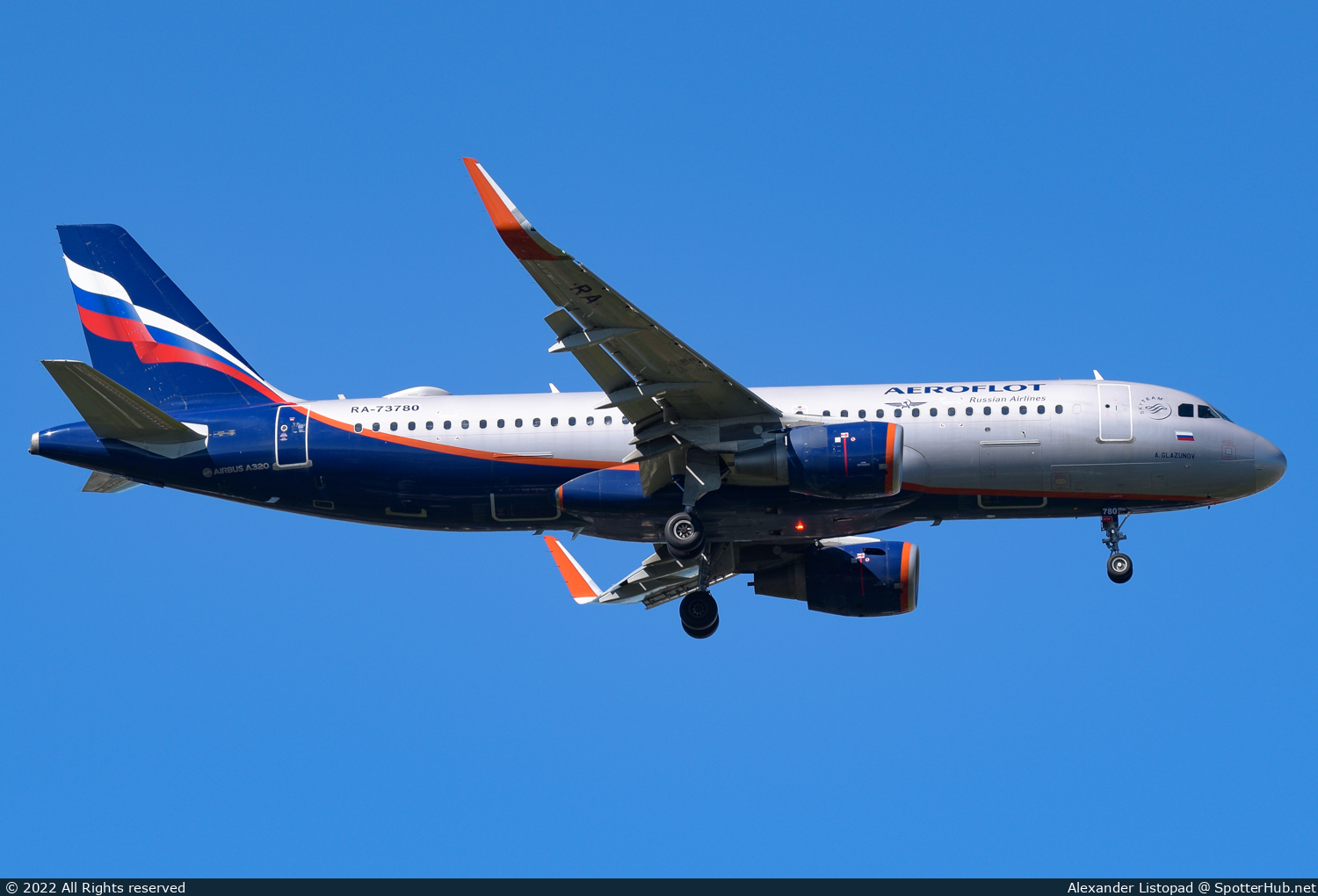 Photo of RA-73780 - Airbus A320-214 operated by Aeroflot