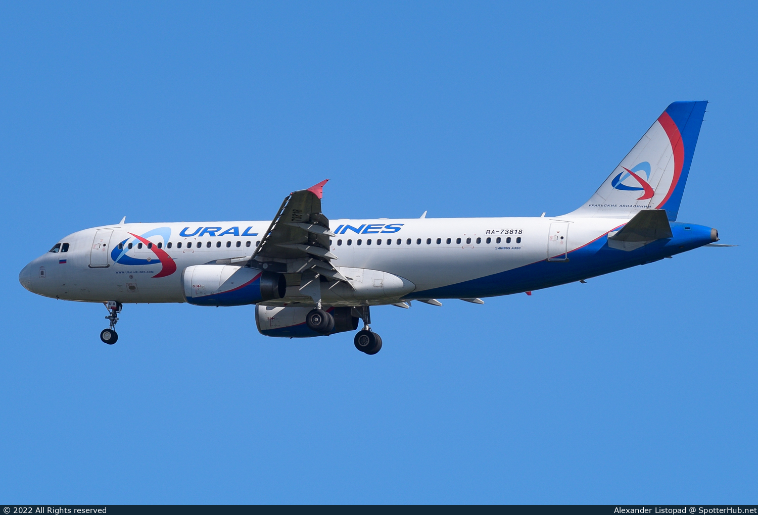 Photo of RA-73818 - Airbus A320-232 operated by Ural Airlines