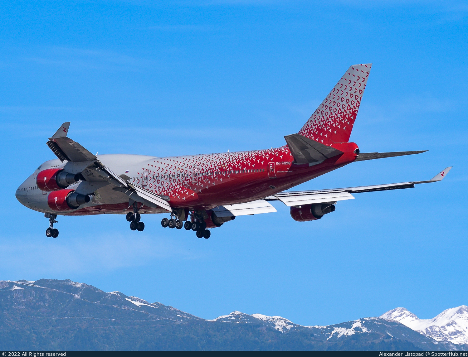 Photo of RA-73289 - Boeing 747-446 operated by Rossiya Airlines