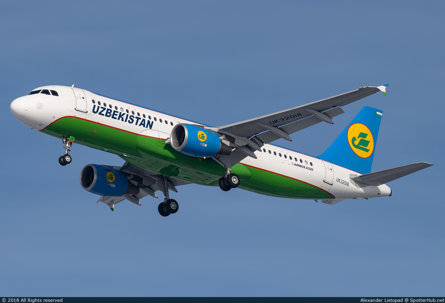 Photo of UK32018 - Airbus A320-214 operated by Uzbekistan Airways