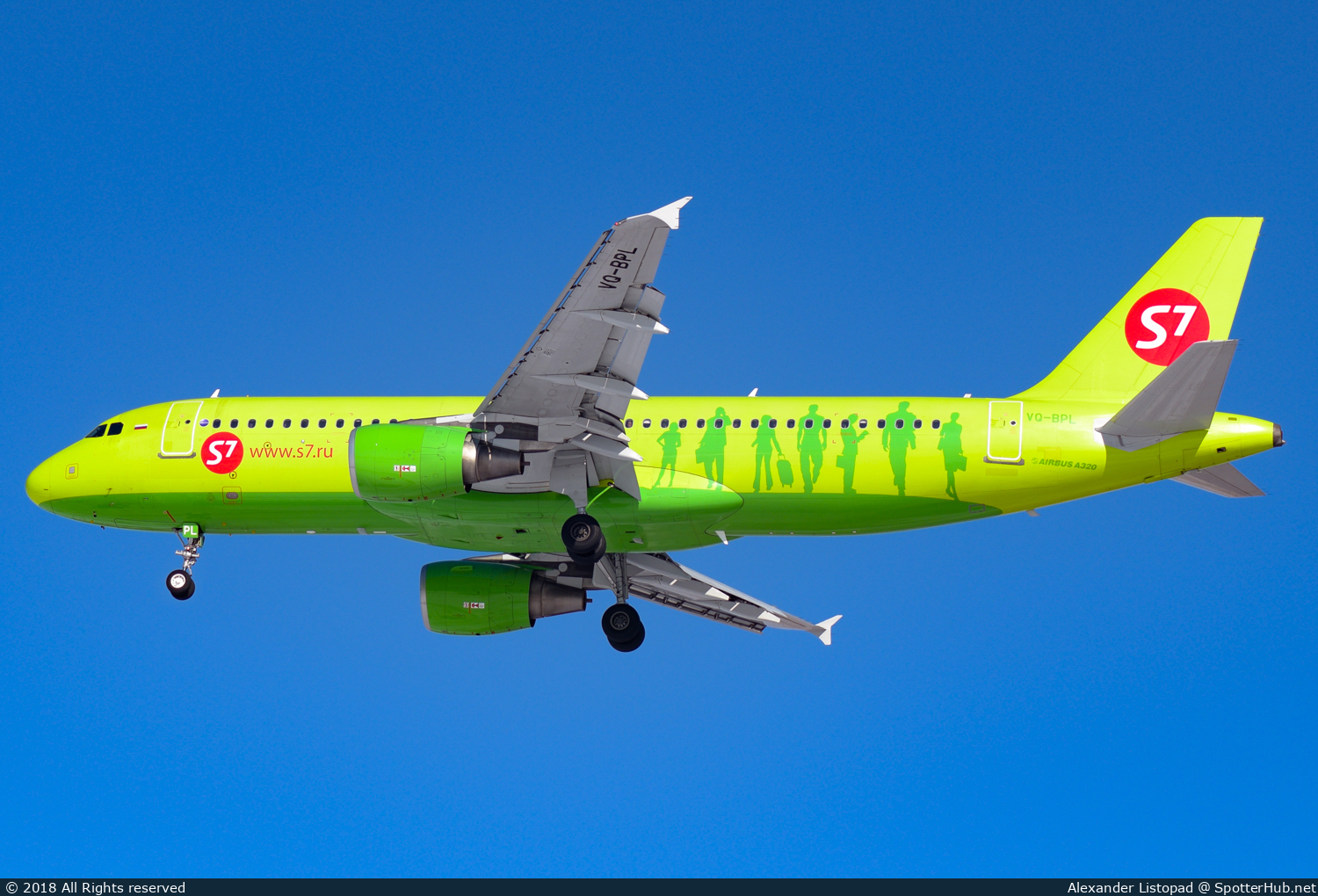 Photo of VQ-BPL - Airbus A320-214 operated by S7 Airlines