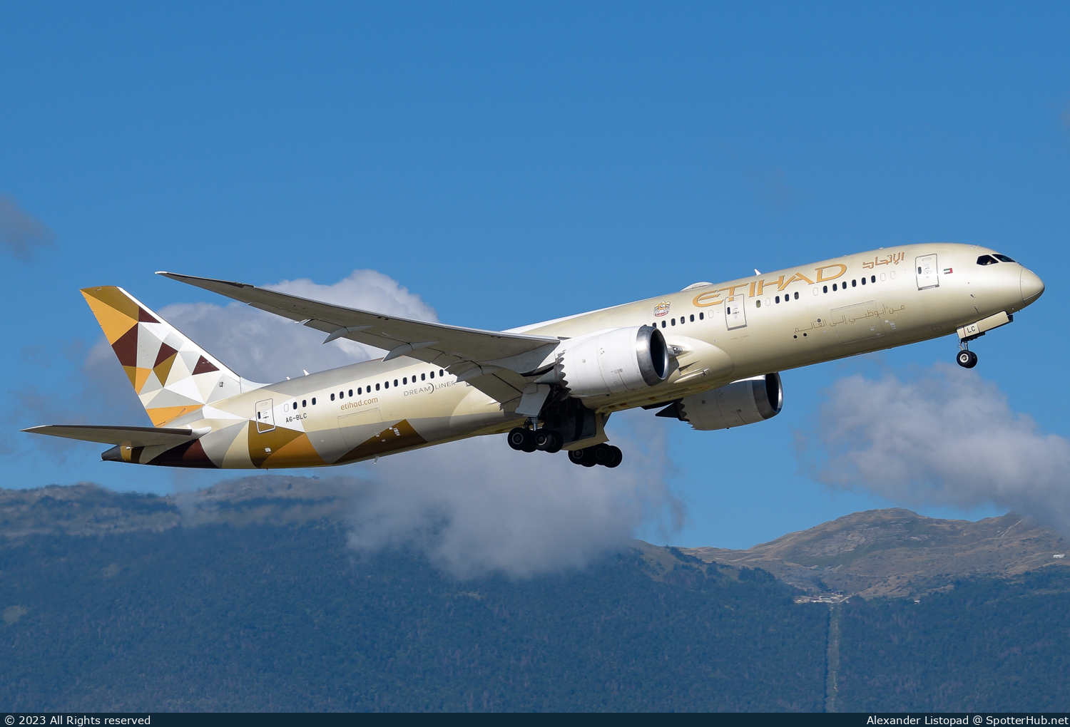 Photo of A6-BLC - Boeing 787-9 Dreamliner operated by Etihad Airways