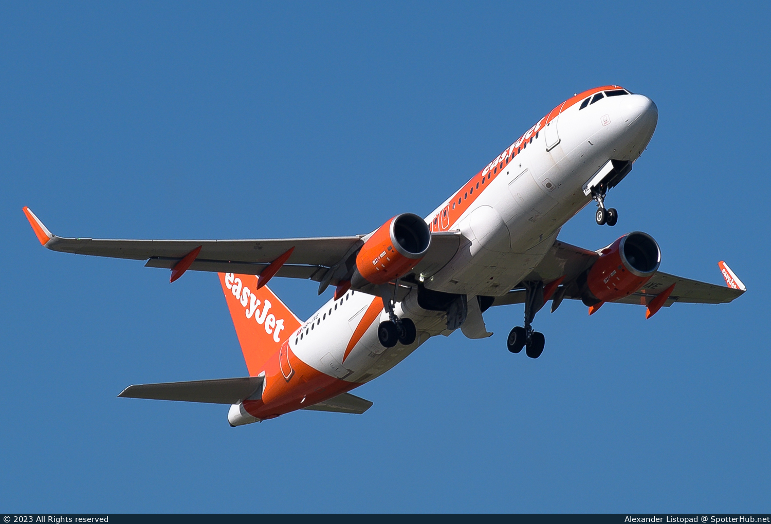 Photo of HB-JXE - Airbus A320-214 operated by easyJet Switzerland