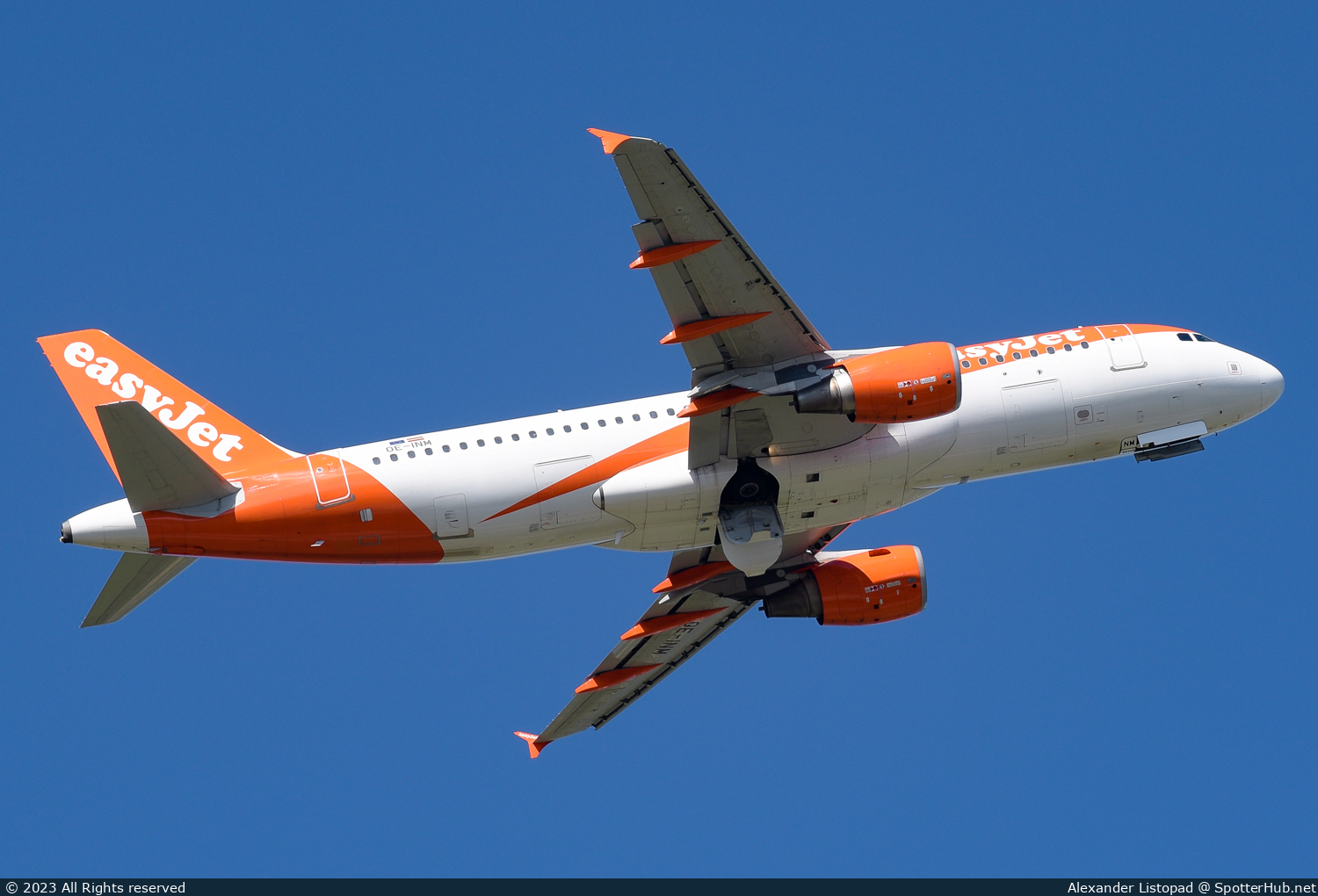 Photo of OE-INM - Airbus A320-214 operated by easyJet Europe