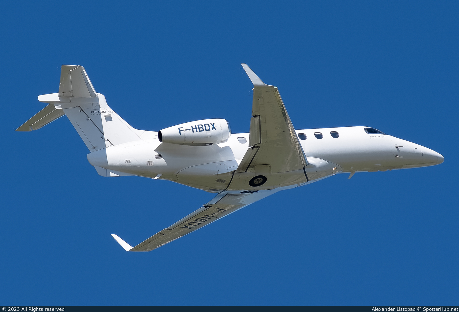 Photo of F-HBDX - Embraer Phenom 300 operated by Jetkey