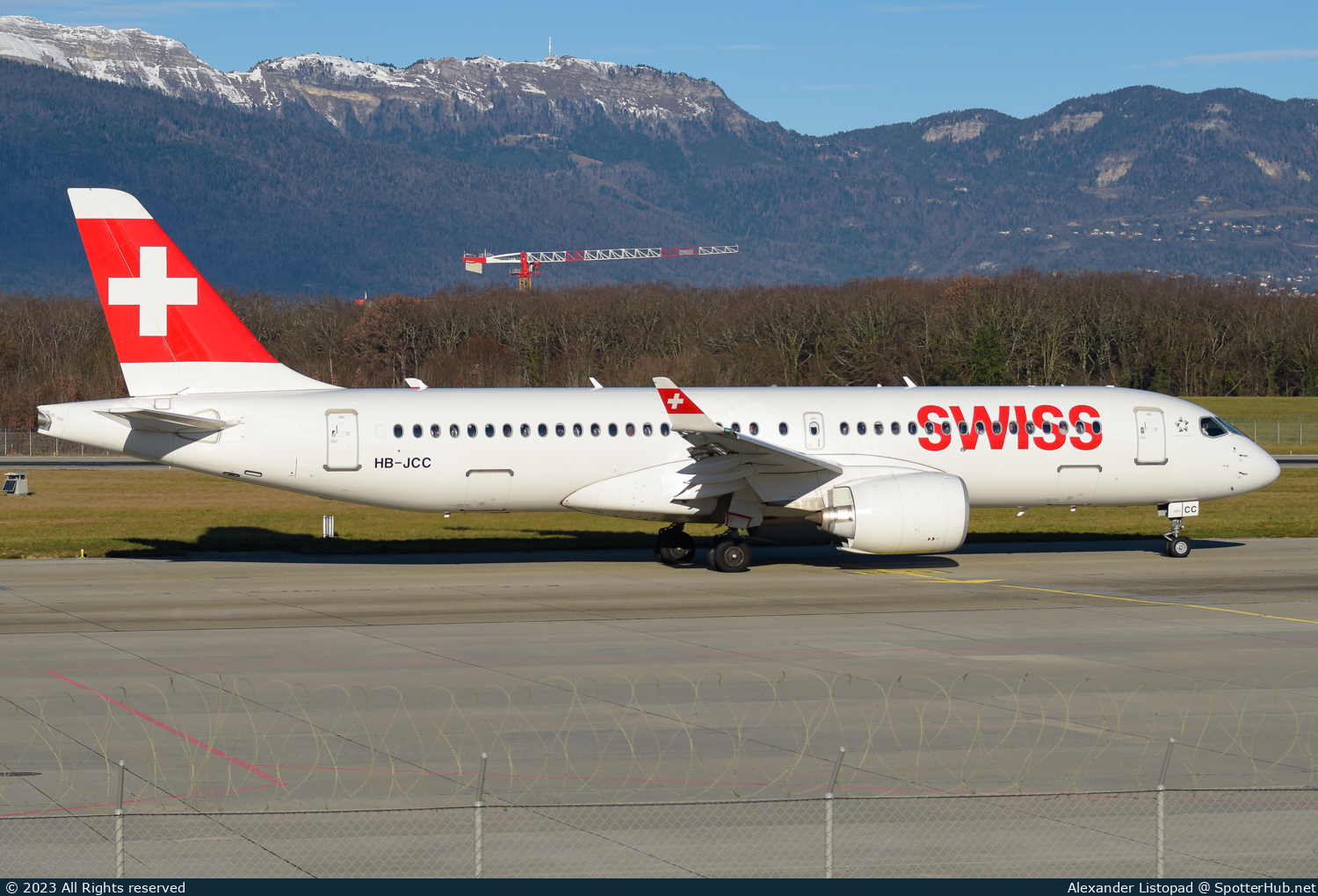 Photo of HB-JCC - Airbus A220-300 operated by Swiss International Air Lines