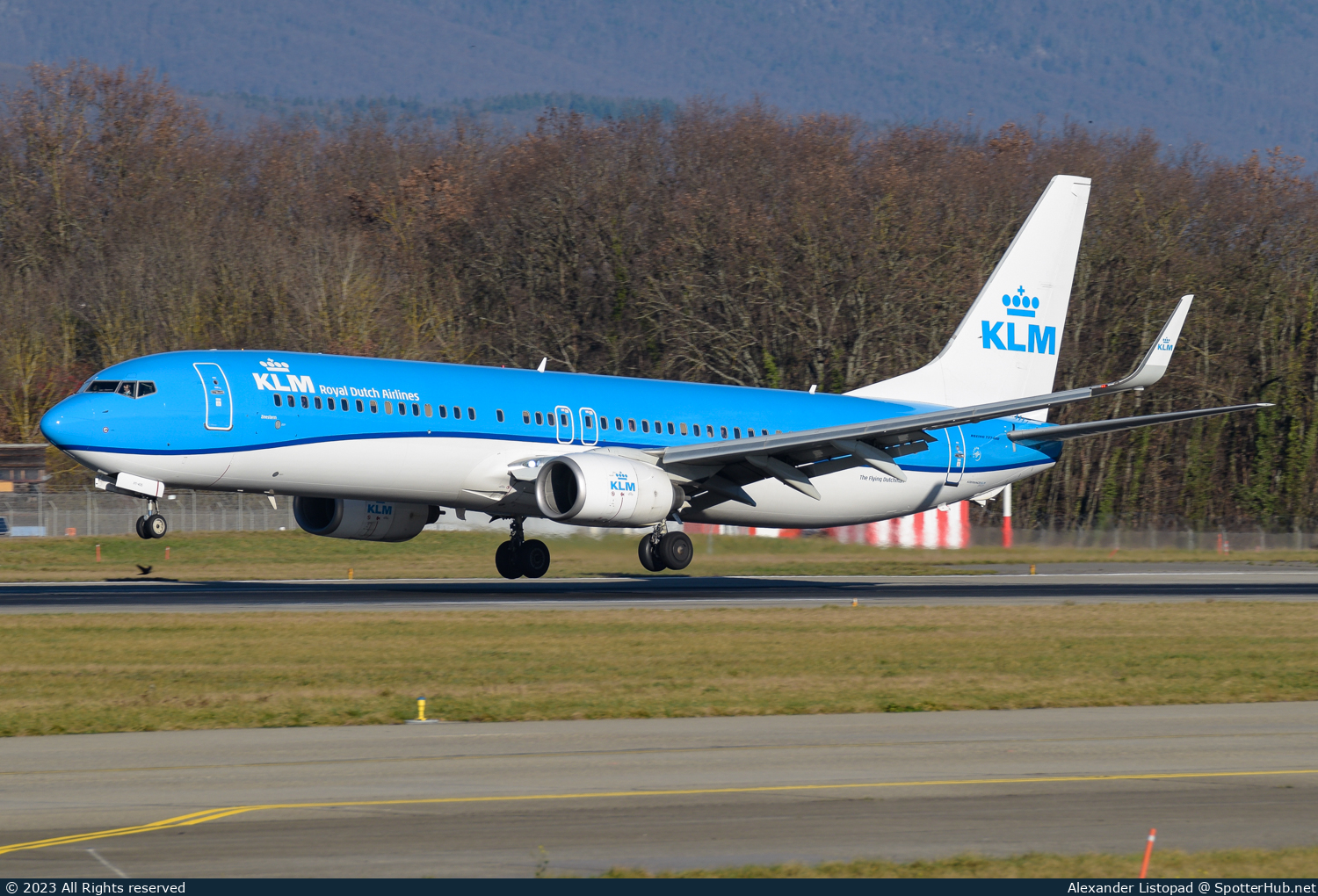 Photo of PH-BXT - Boeing 737-9K2 operated by KLM Royal Dutch Airlines