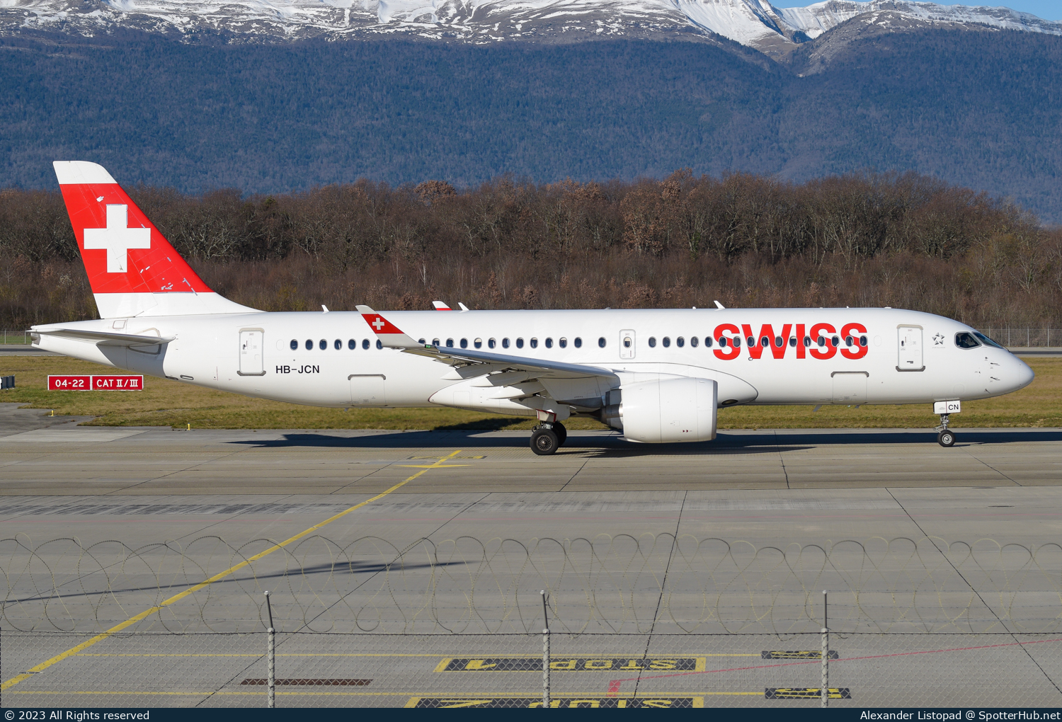 Photo of HB-JCN - Airbus A220-300 operated by Swiss International Air Lines