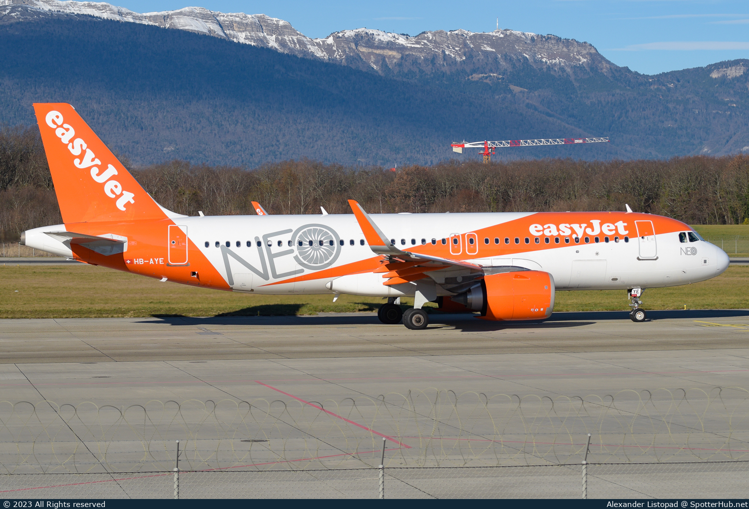 Photo of HB-AYE - Airbus A320-251N operated by easyJet Switzerland