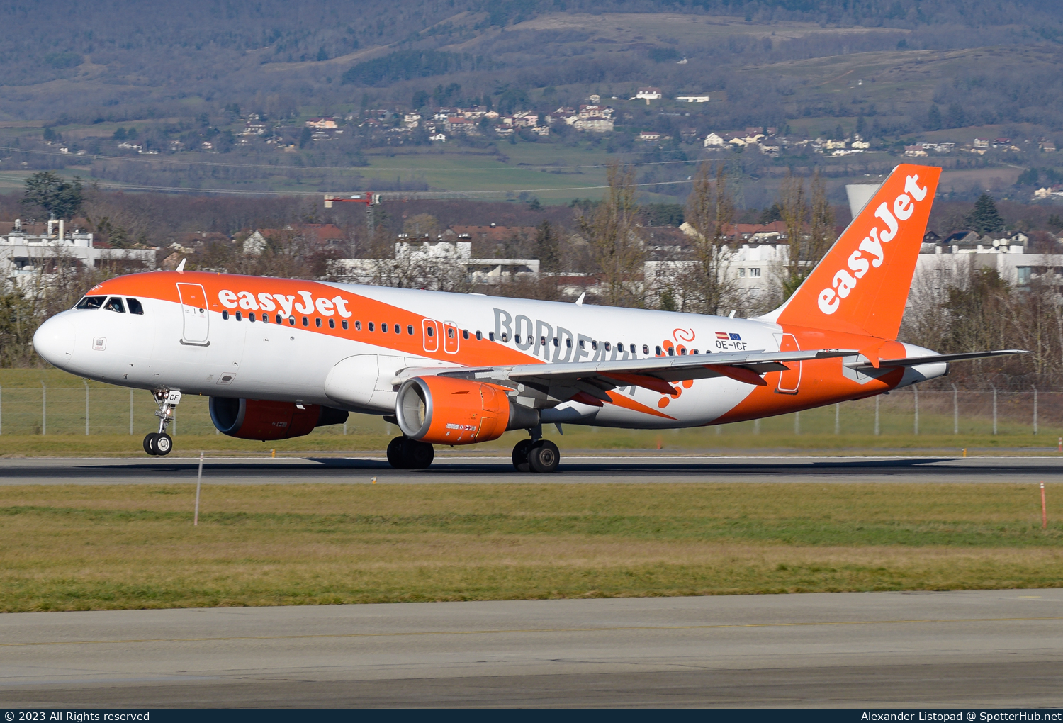 Photo of OE-ICF - Airbus A320-214 operated by easyJet Europe