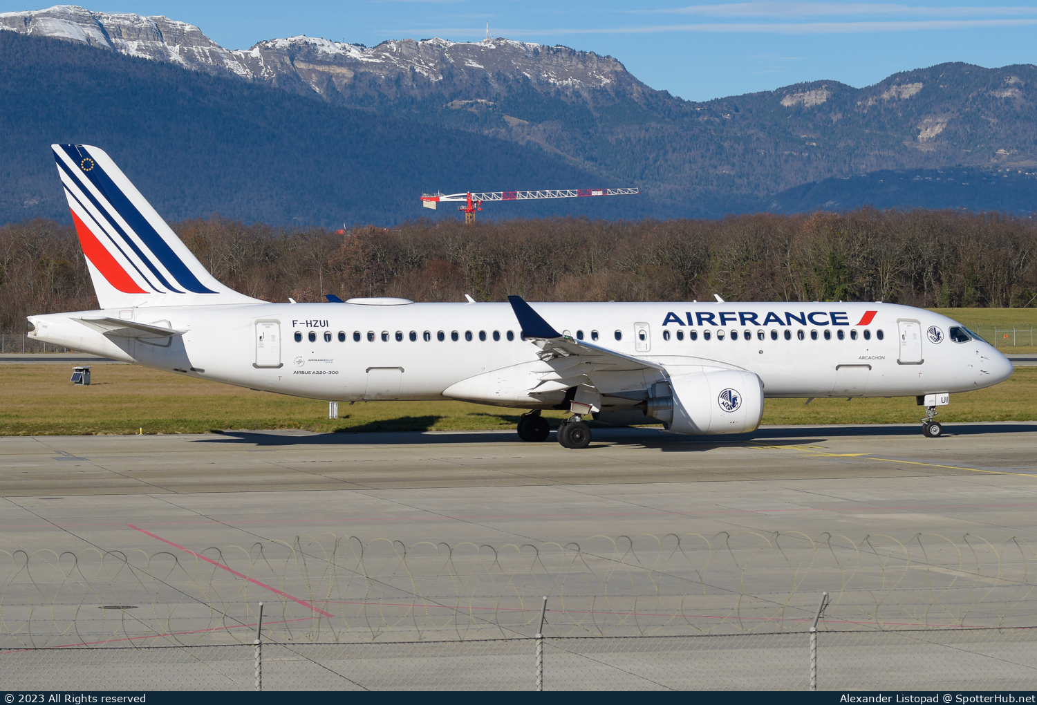Photo of F-HZUI - Airbus A220-300 operated by Air France