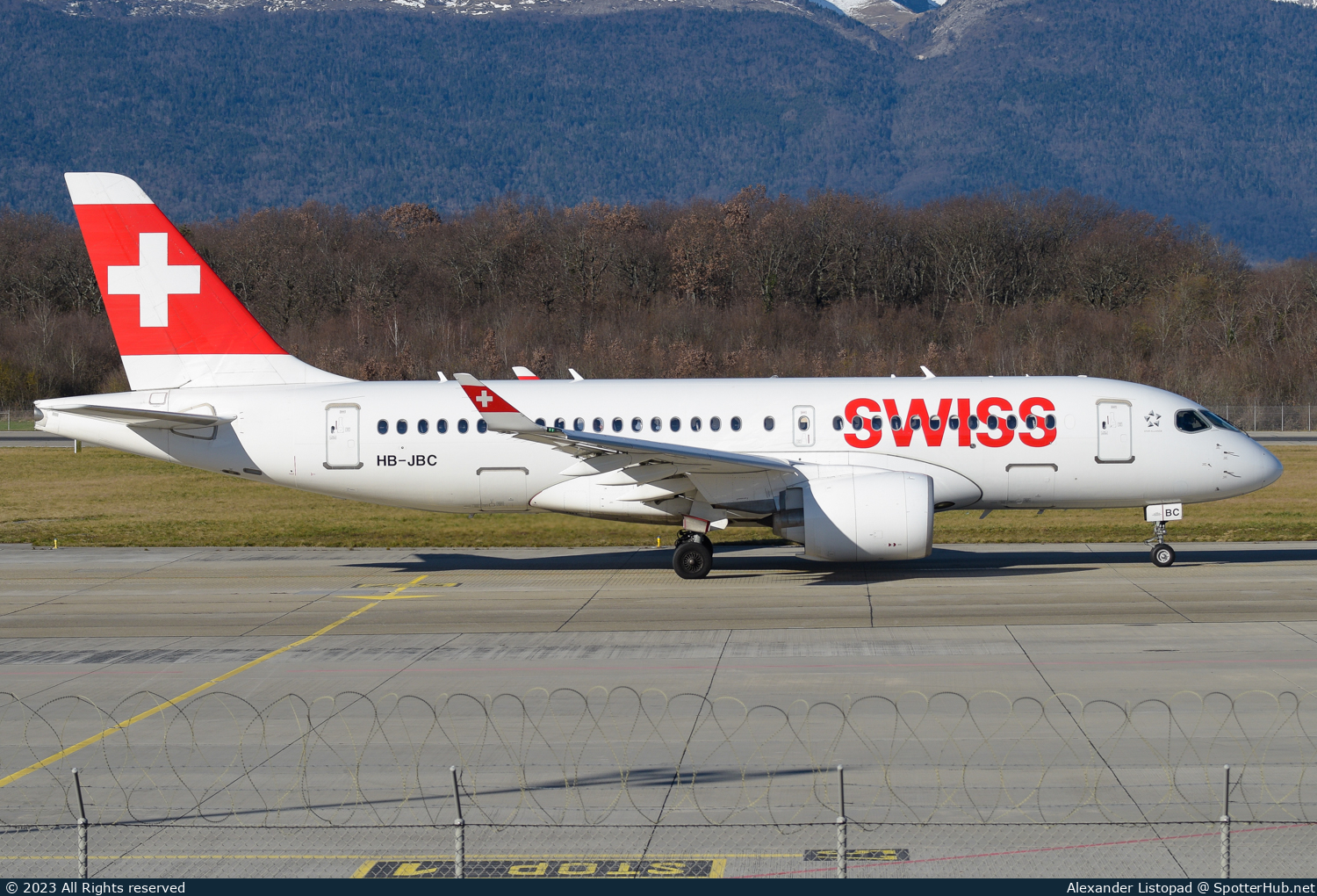 Photo of HB-JBC - Airbus A220-100 operated by Swiss International Air Lines