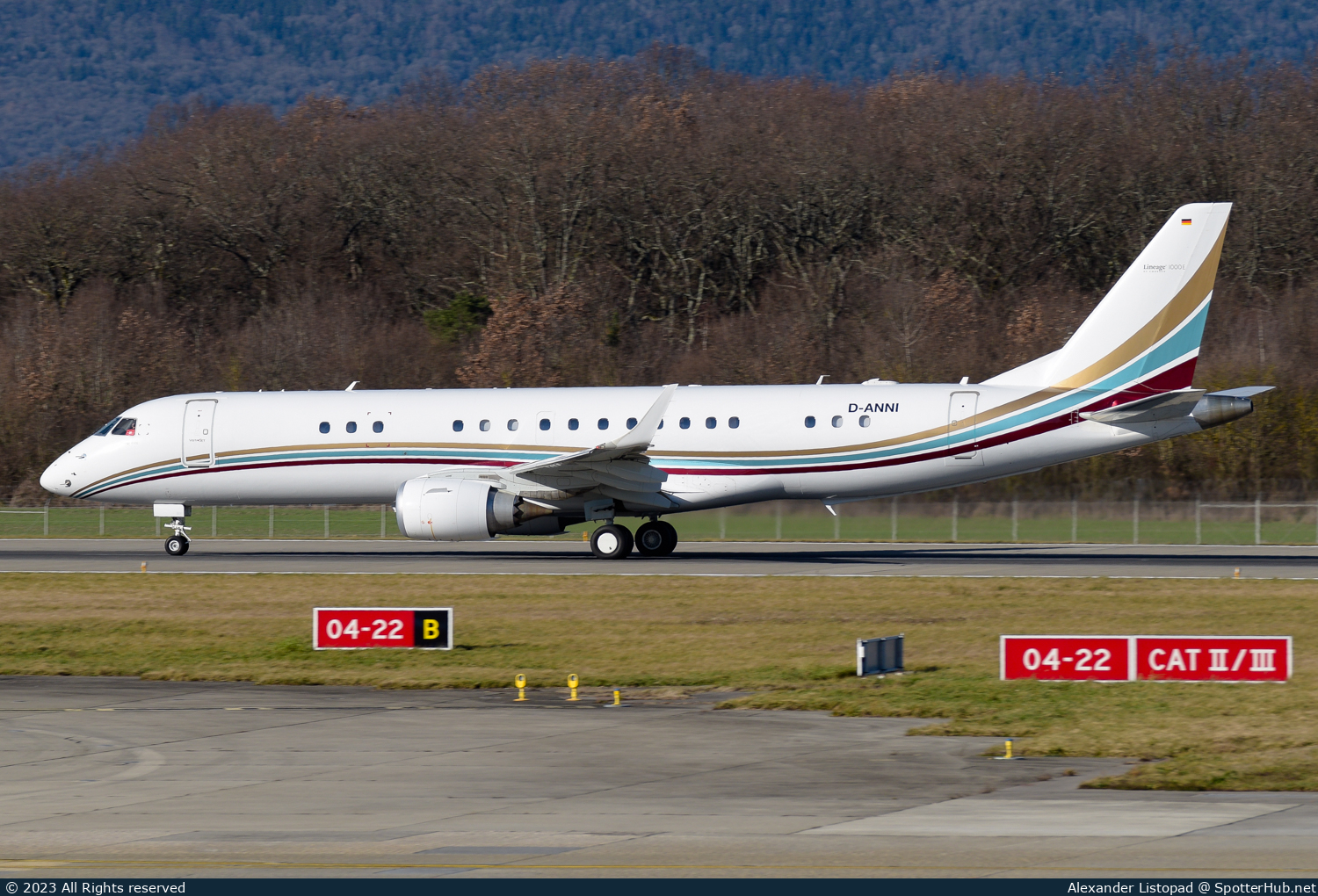 Photo of D-ANNI - Embraer Lineage 1000 operated by VistaJet Germany
