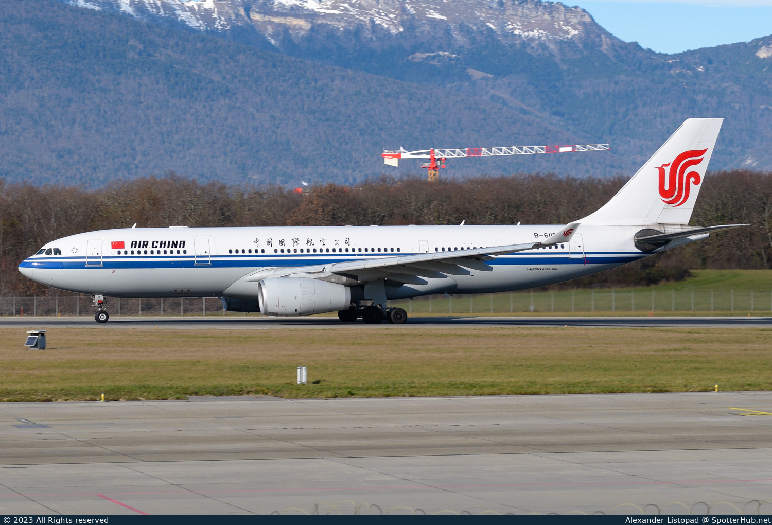 Photo of B-6115 - Airbus A330-243 operated by Air China