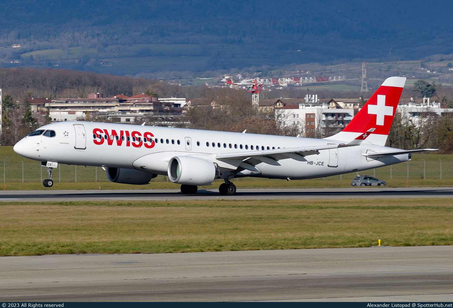Photo of HB-JCE - Airbus A220-300 operated by Swiss International Air Lines