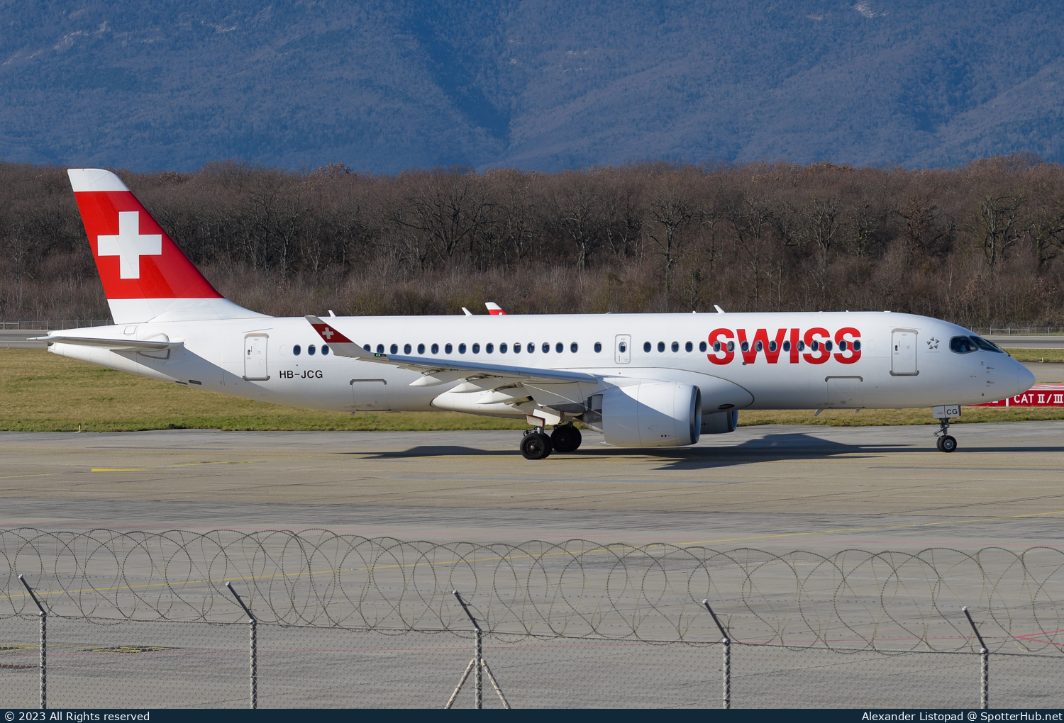 Photo of HB-JCG - Airbus A220-300 operated by Swiss International Air Lines