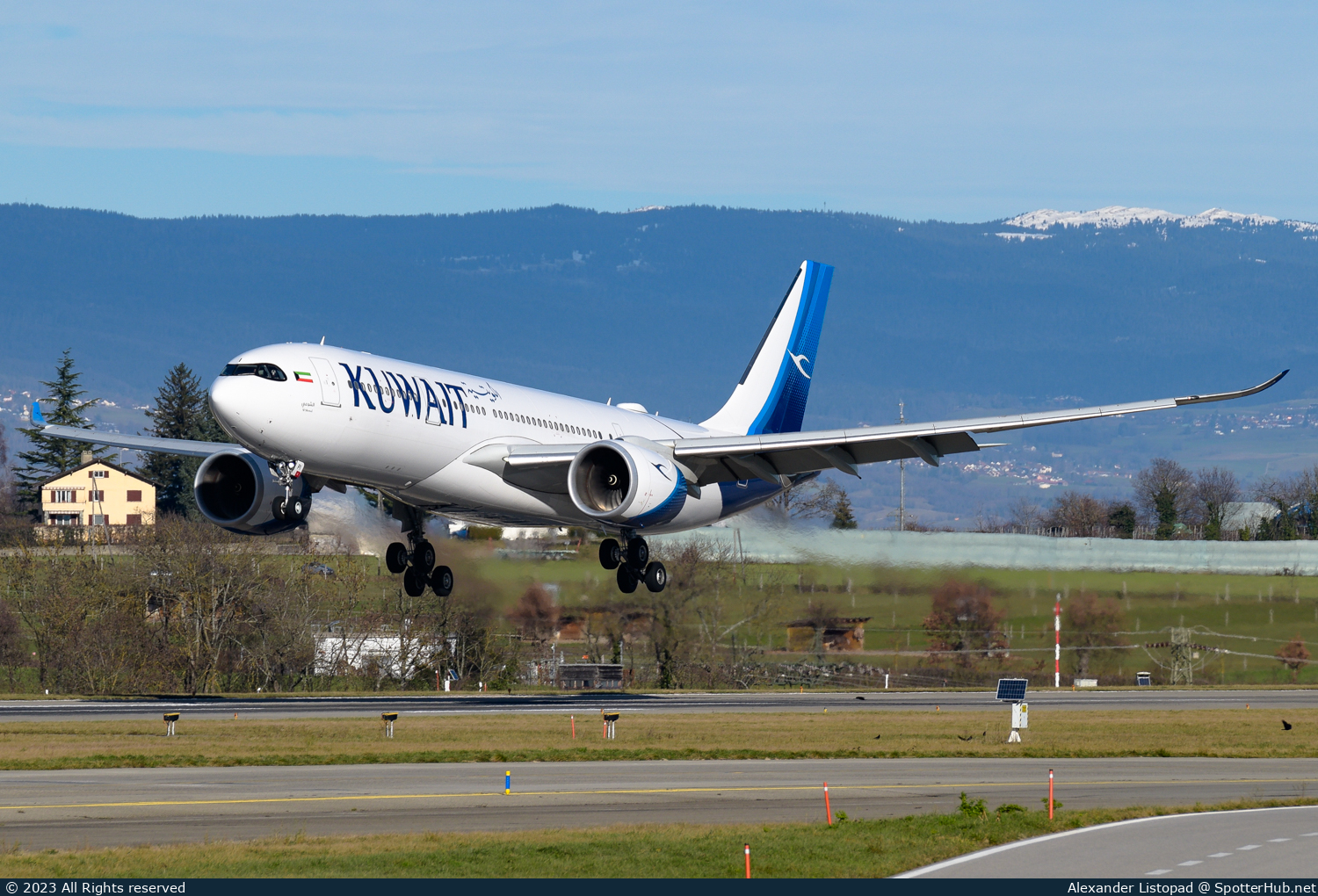 Photo of 9K-API - Airbus A330-841 operated by Kuwait Airways