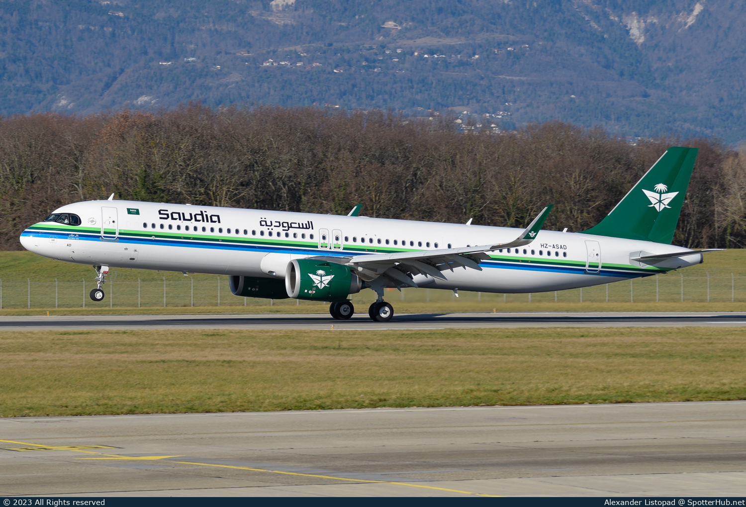 Photo of HZ-ASAD - Airbus A321-251NX operated by Saudia