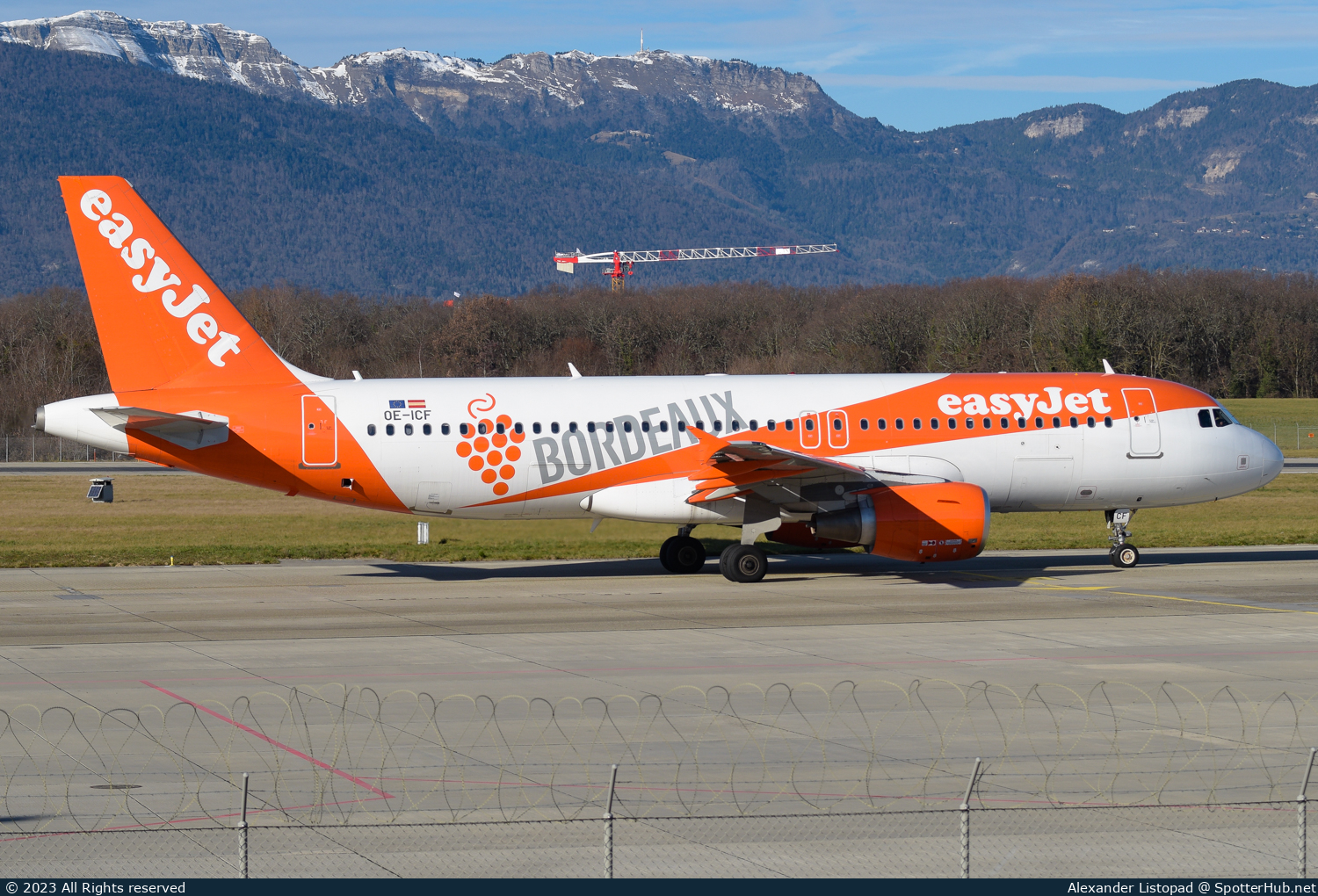 Photo of OE-ICF - Airbus A320-214 operated by easyJet Europe