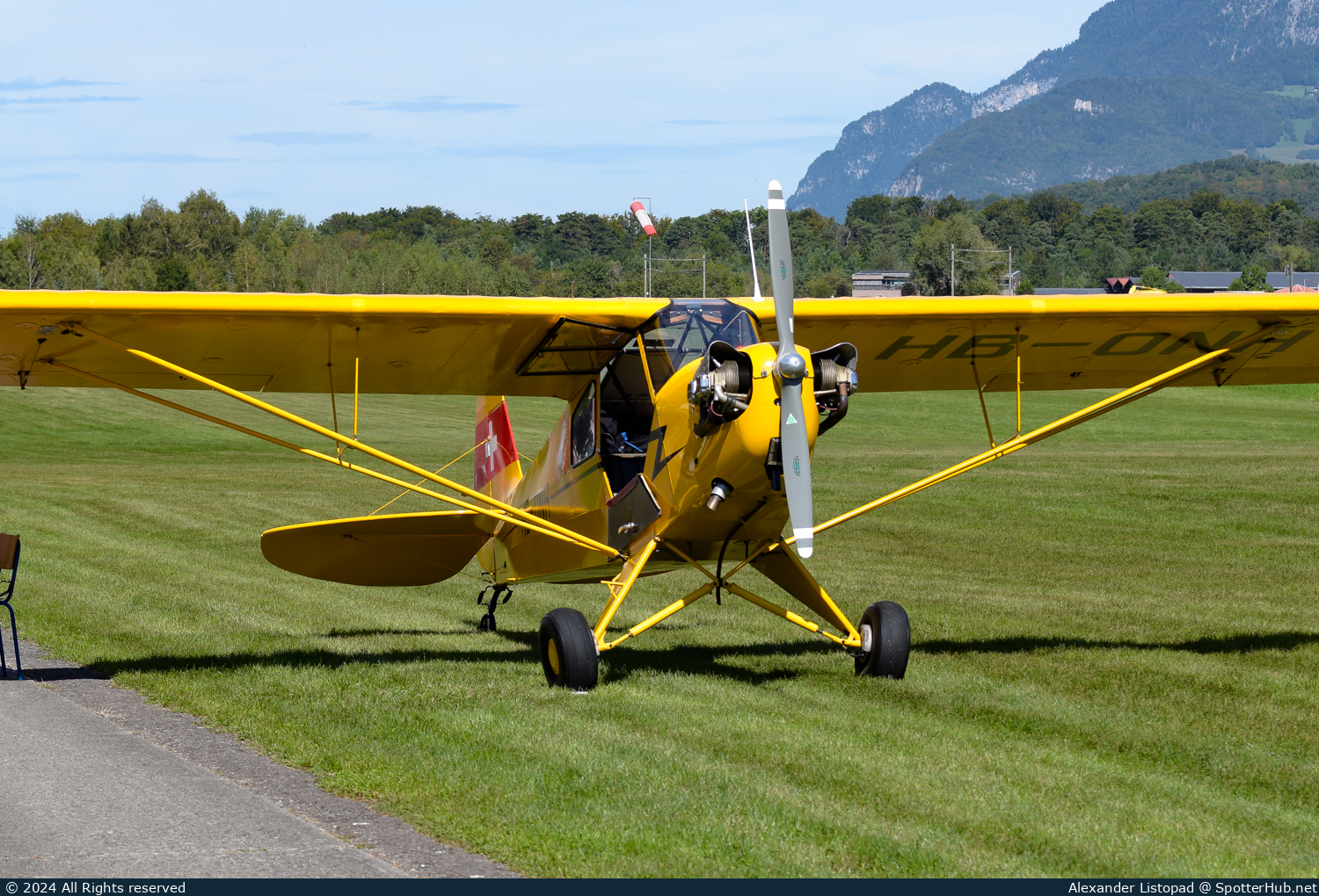 Photo of HB-ONH - Piper J-3C-65 Cub operated by Groupe de Vol à Moteur du Chablais