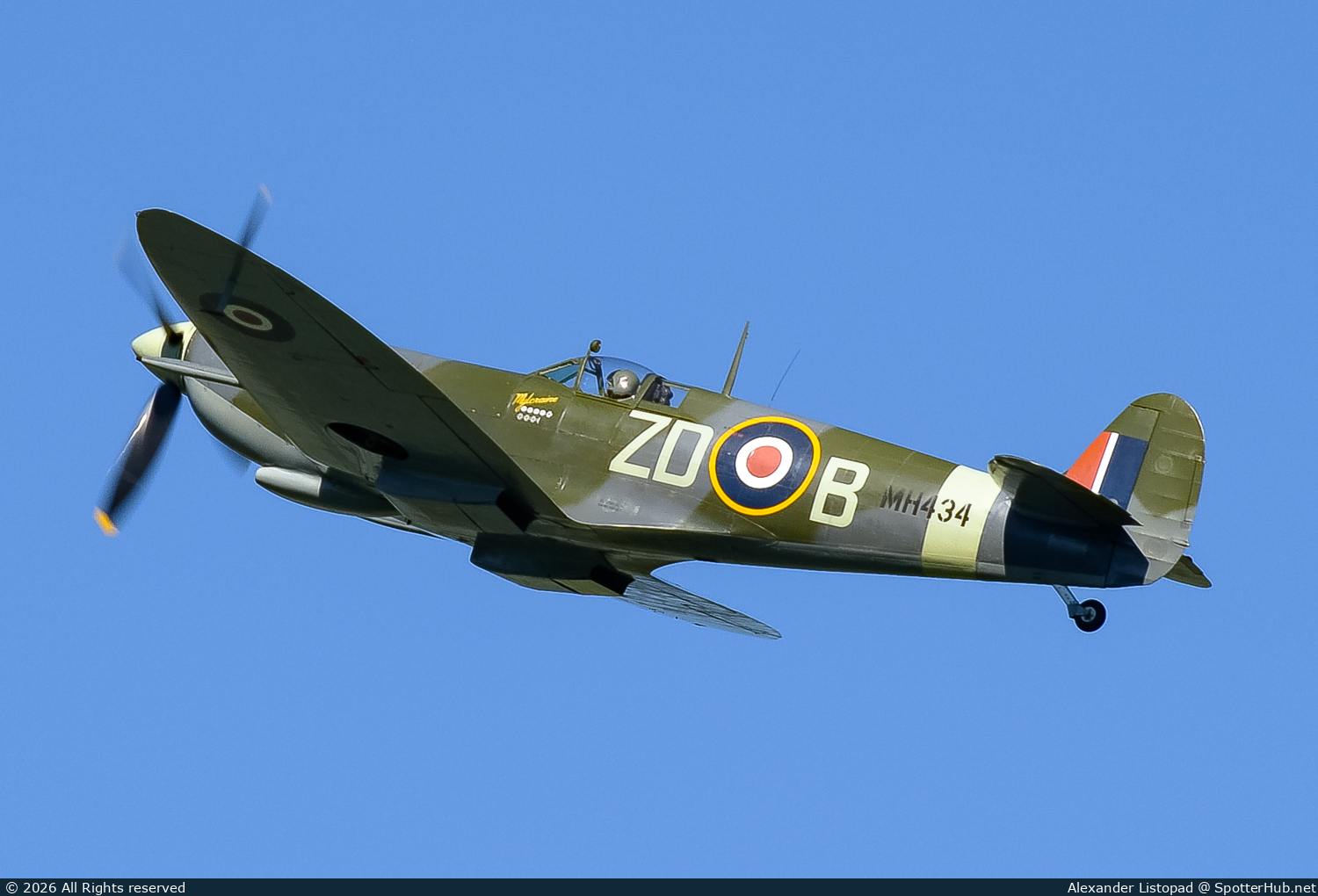 Photo of G-ASJV - Supermarine 361 Spitfire LF Mk.IXb operated by The Old Flying Machine Company