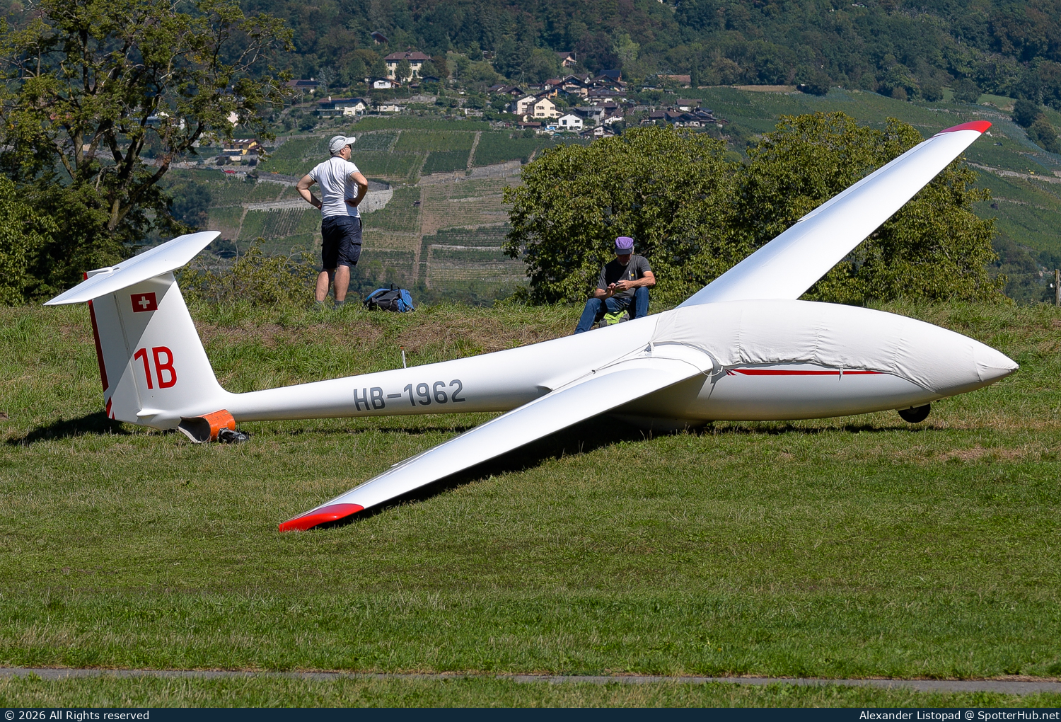 Photo of HB-1962 - Schleicher ASK 21 operated by Groupement de Vol à Voile "Les Martinets"