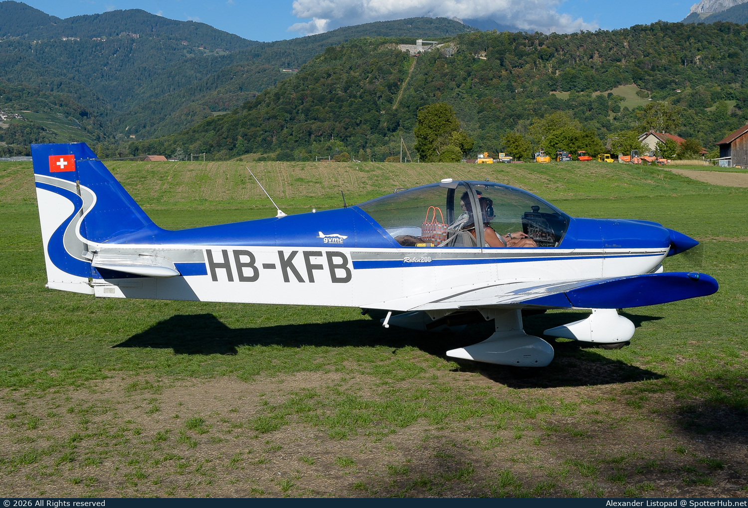Photo of HB-KFB - Robin HR200/160 operated by Groupe de Vol à Moteur du Chablais