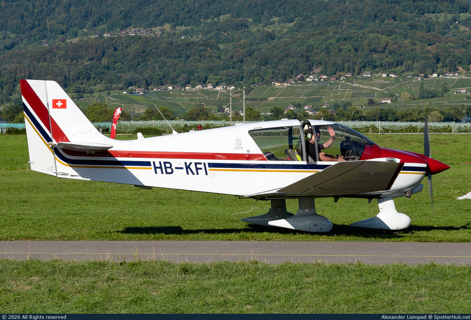 Photo of HB-KFI - Robin DR400/140B Dauphin 4 operated by Lausanne Aeroclub